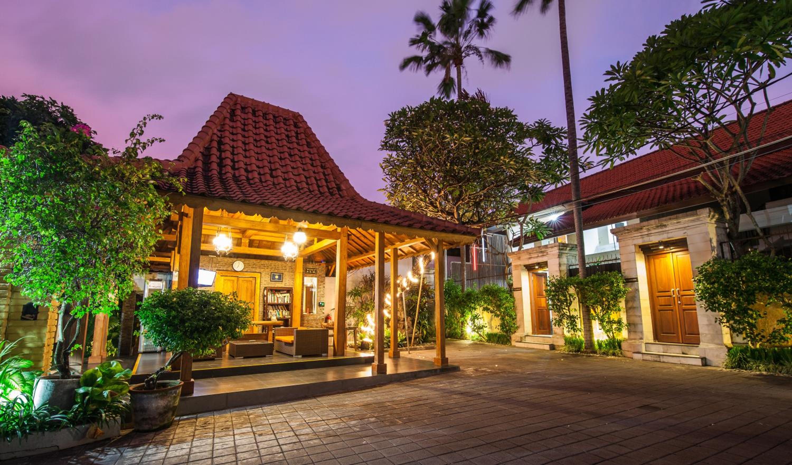 7-BR Private Pool Legian Villa 5-Min Walk to Beach and Shops Bali