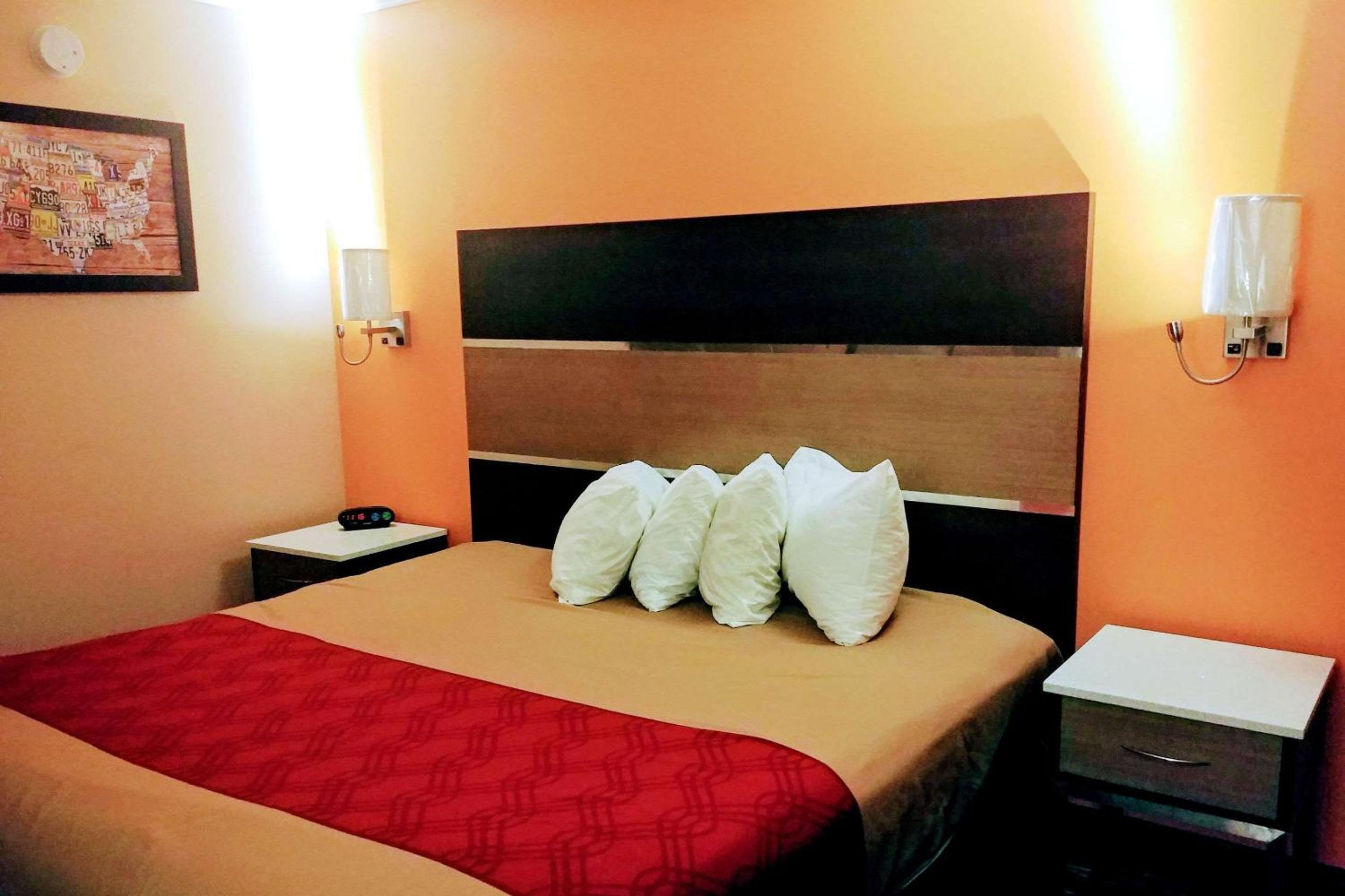 Econo Lodge Milldale - Southington - Property Image 25