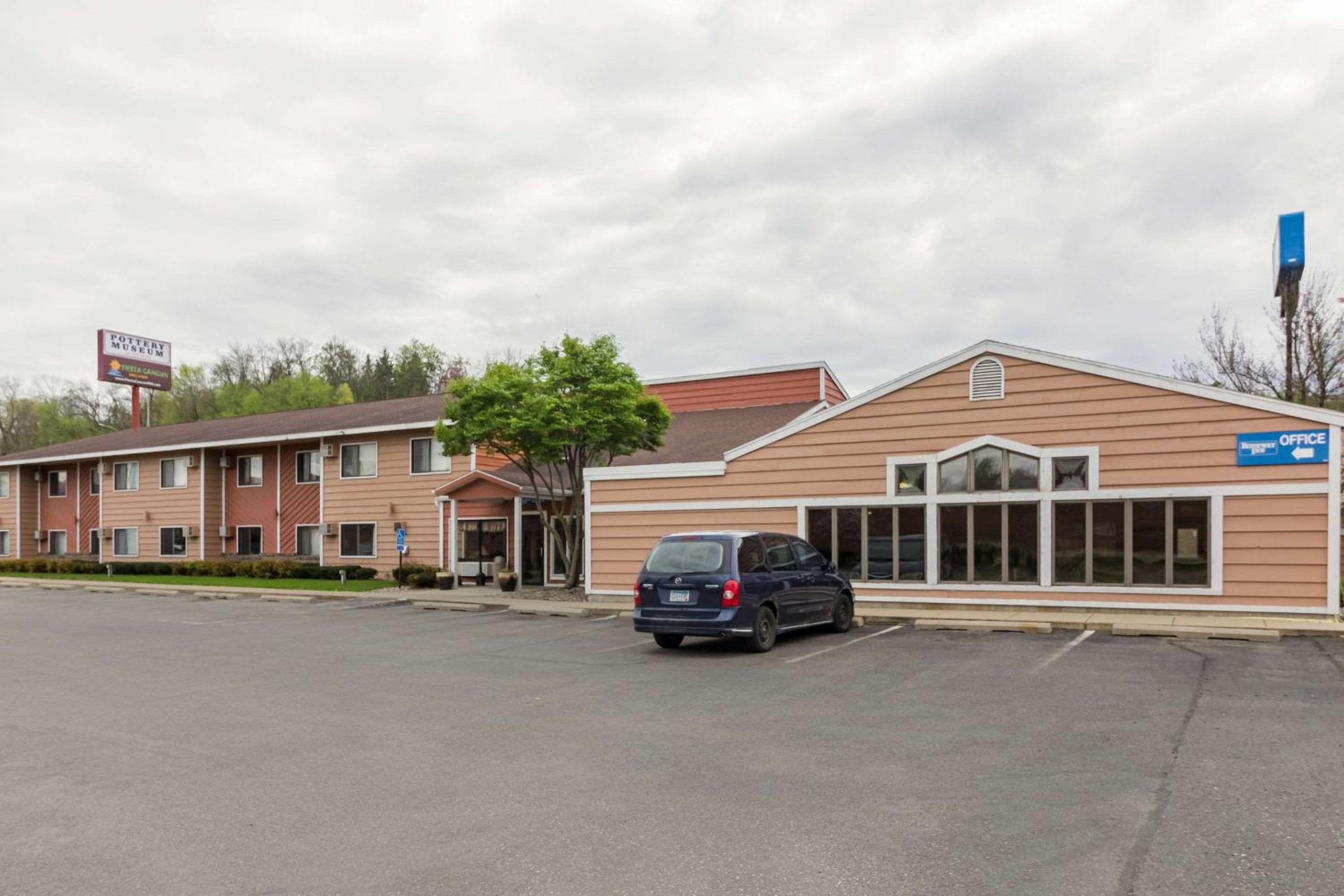 Rodeway Inn Red Wing view 4