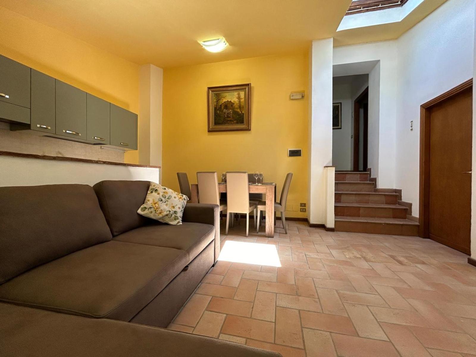 Il Castellare con alpaca photo 5