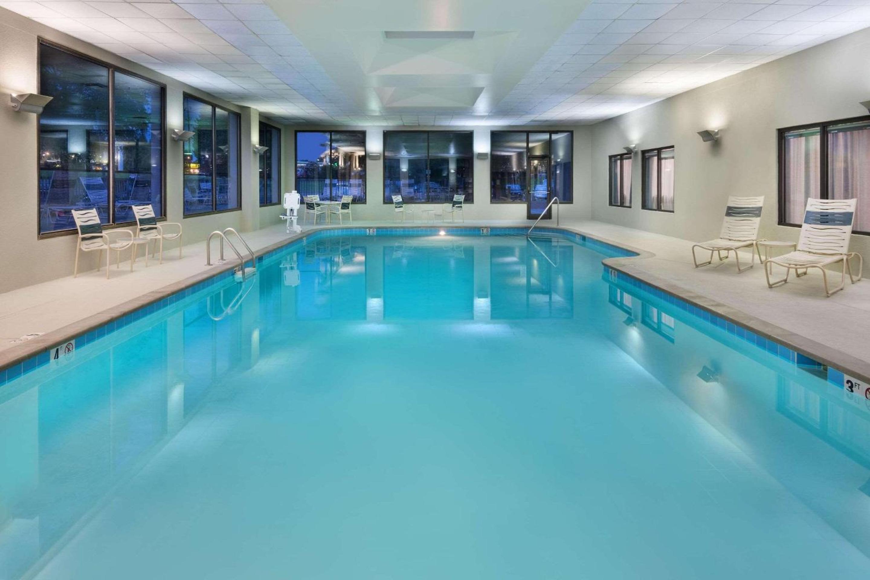 Radisson Hotel Nashville Airport - Property Image 38