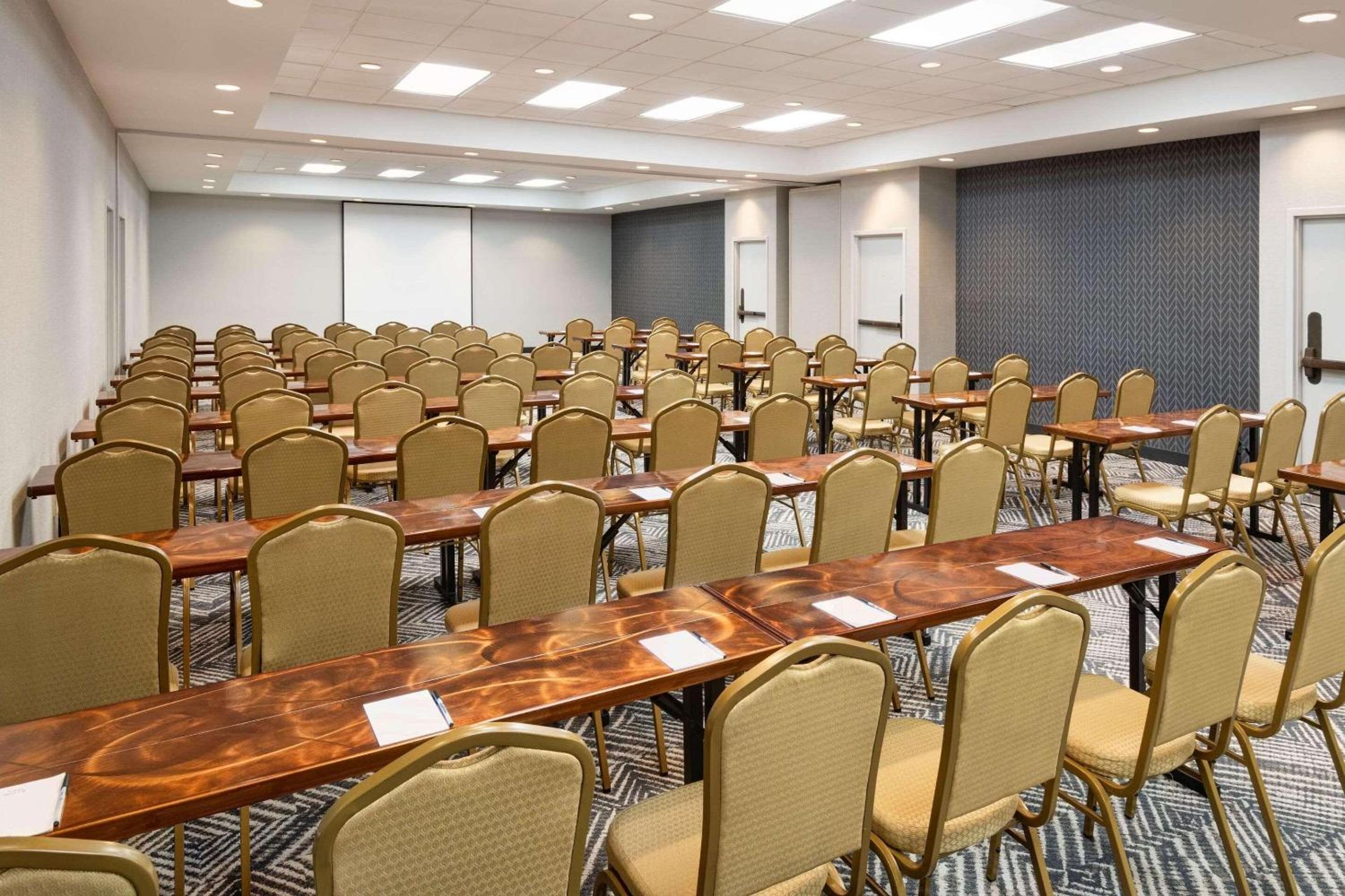 Radisson Hotel Nashville Airport - Property Image 41