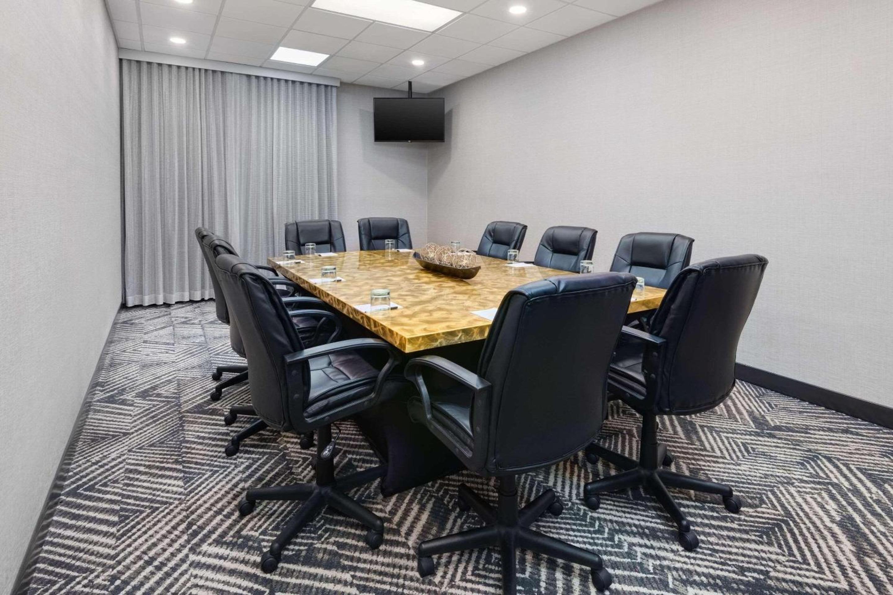 Radisson Hotel Nashville Airport - Property Image 5