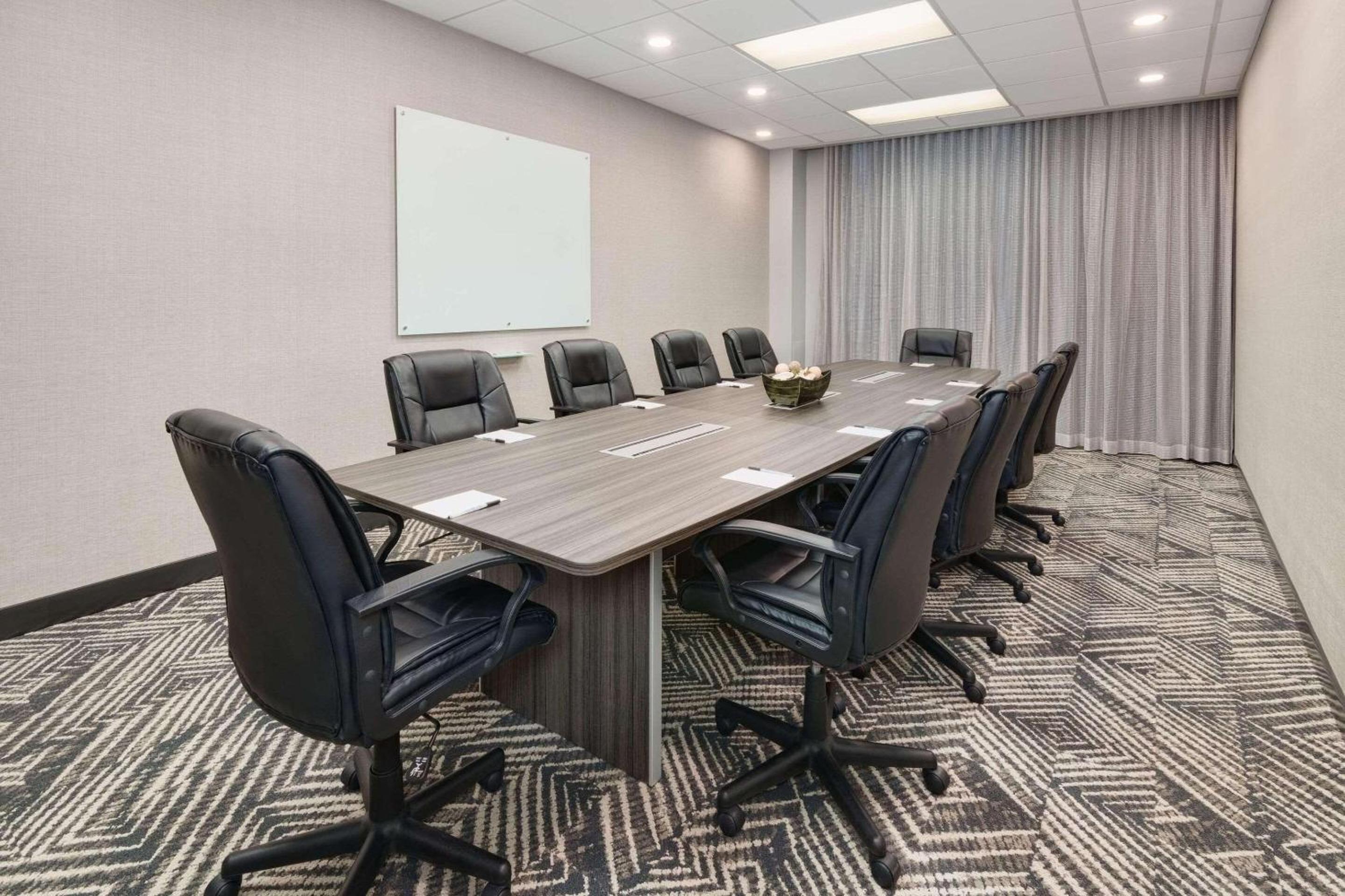 Radisson Hotel Nashville Airport - Property Image 6
