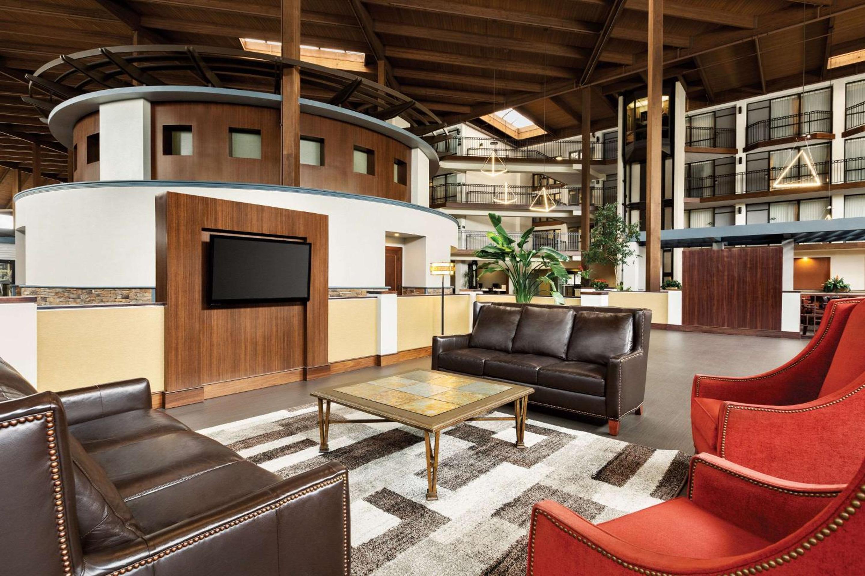 Radisson Hotel Lenexa Overland Park - Property Image 38
