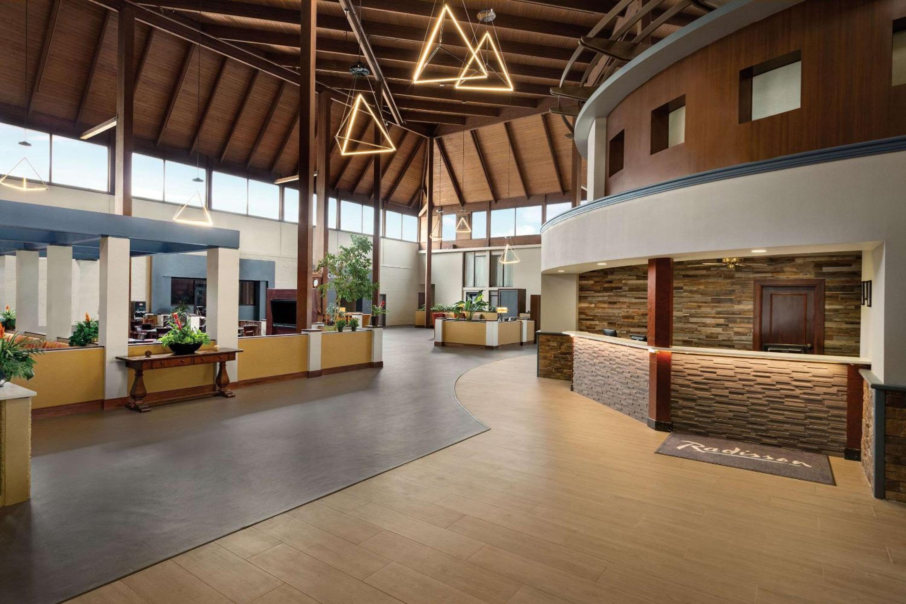 Radisson Hotel Lenexa Overland Park - Property Image 39