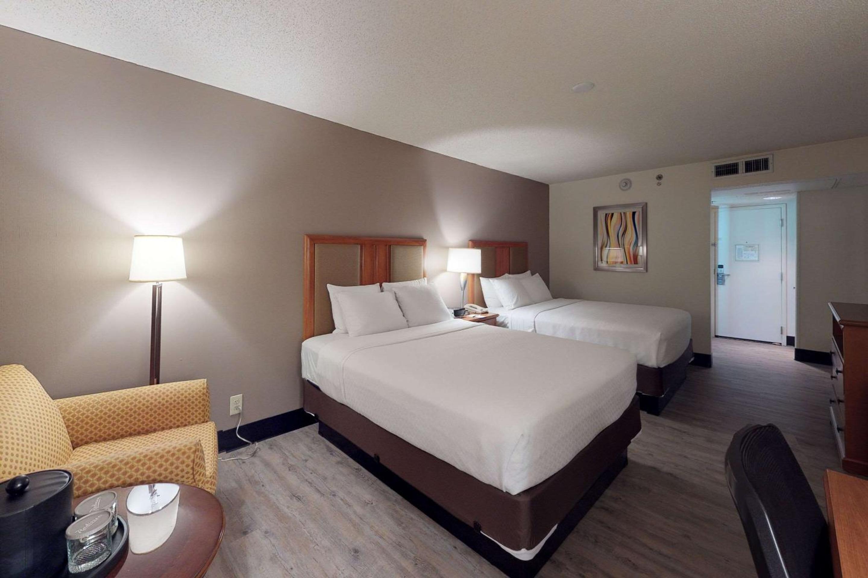 Radisson Hotel Lenexa Overland Park - Property Image 47