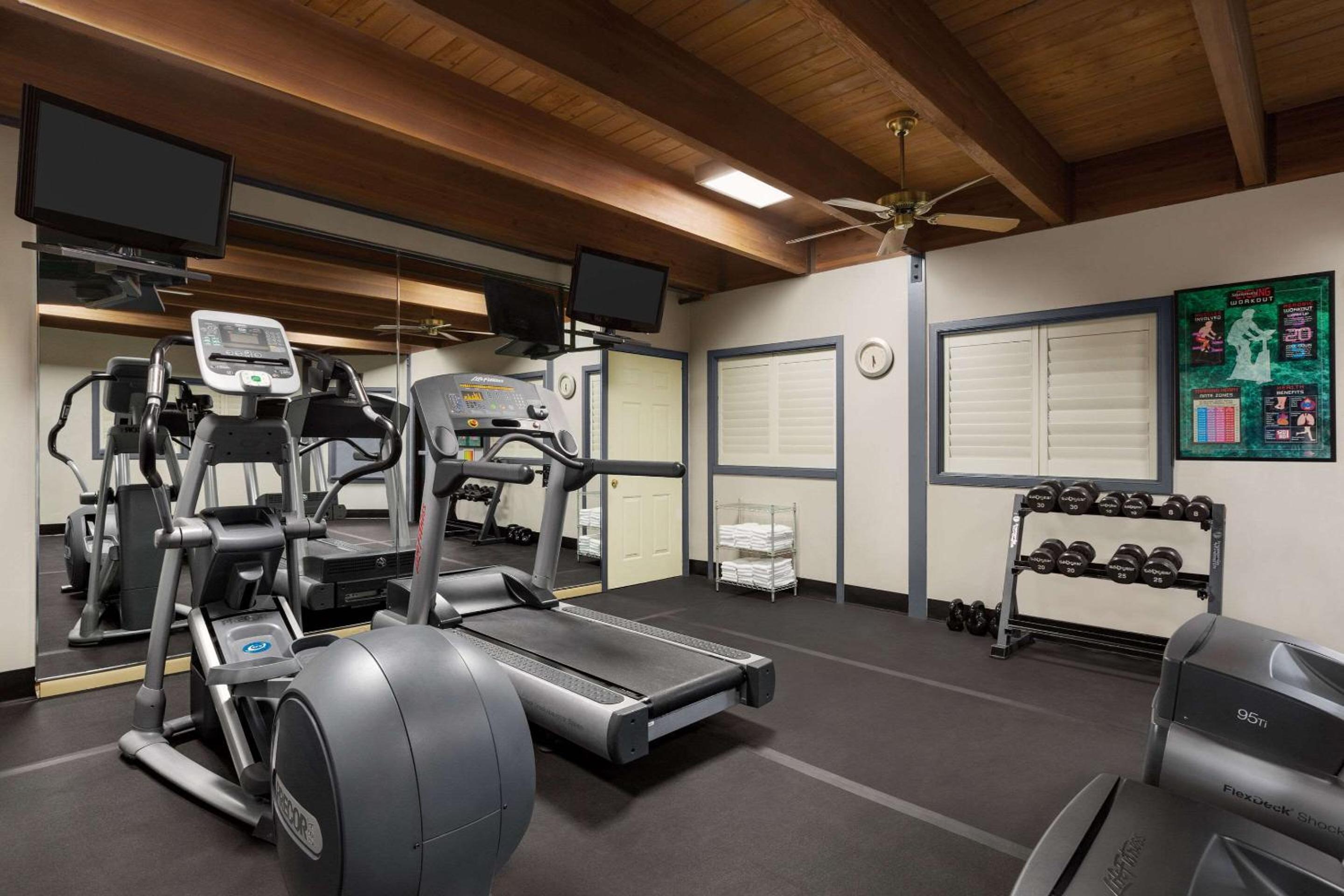 Radisson Hotel Lenexa Overland Park - Property Image 59