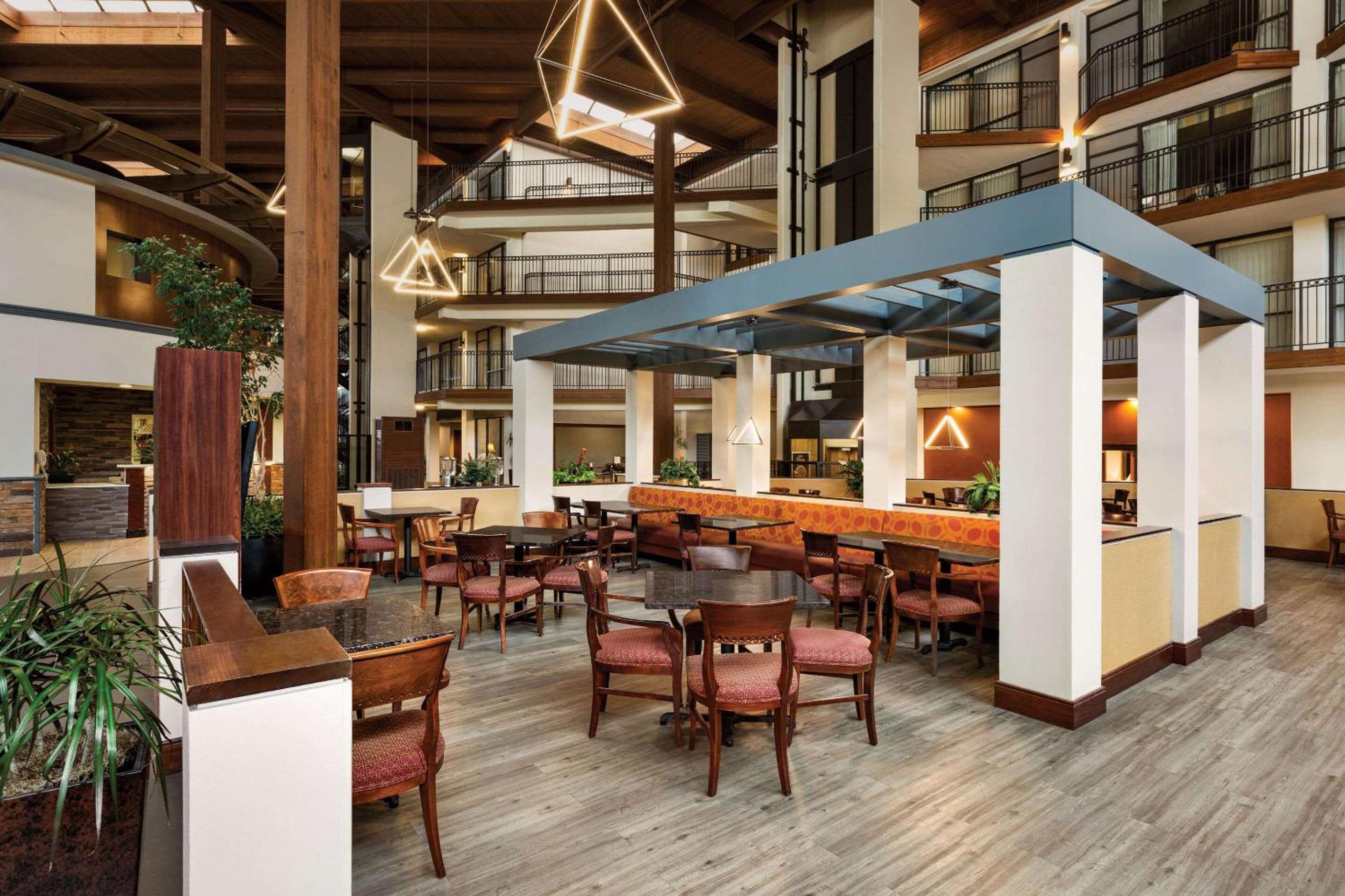 Radisson Hotel Lenexa Overland Park - Property Image 15