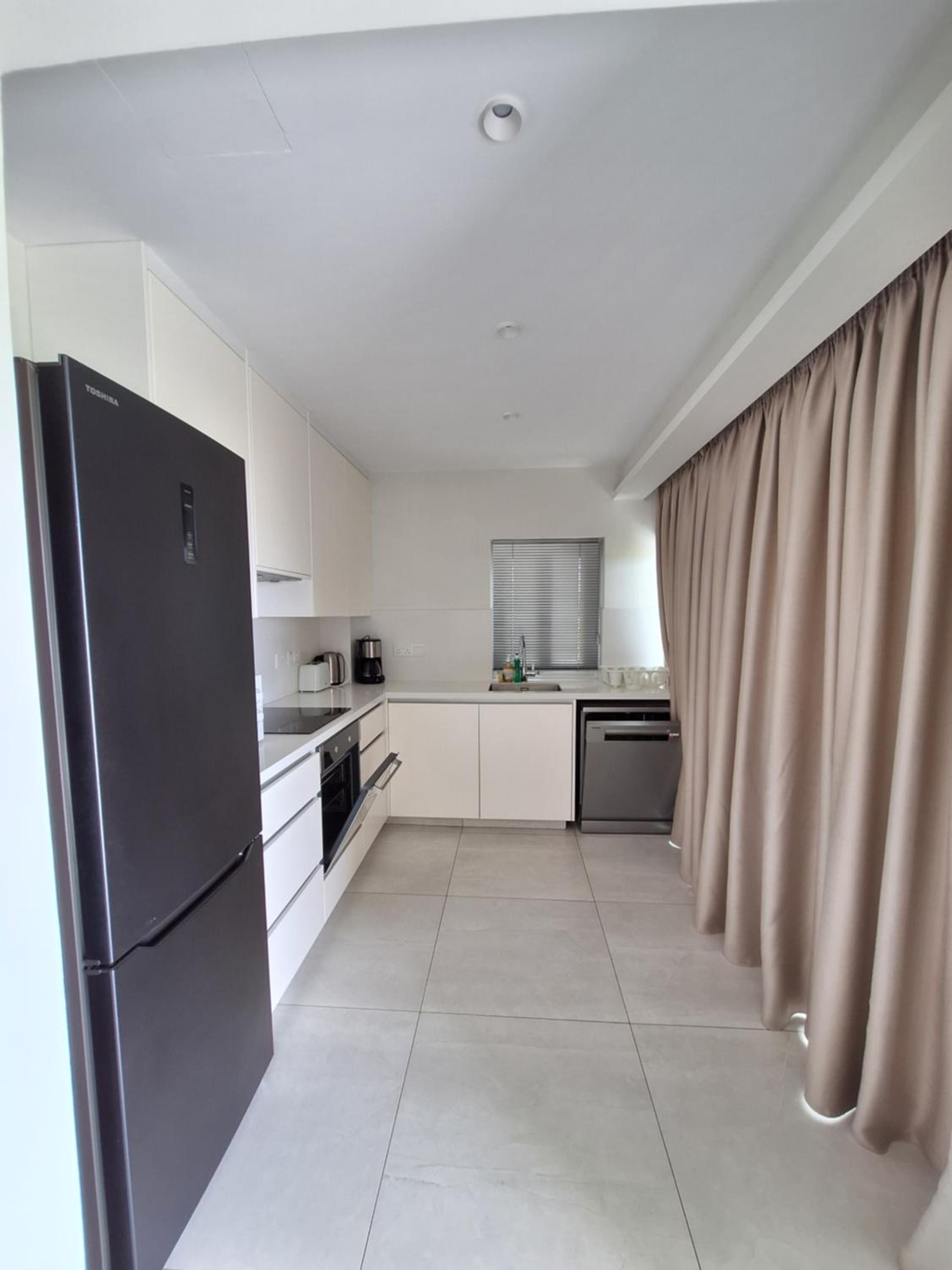 Emerald Suites
