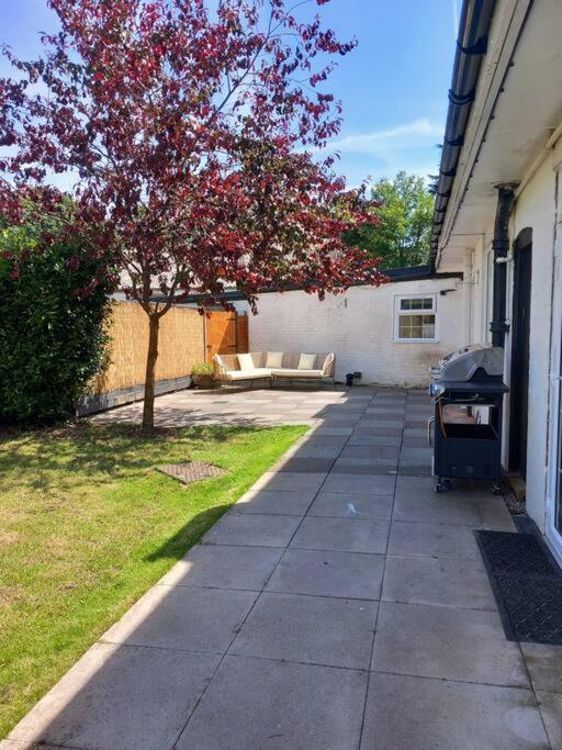The Lodge - luxurious country stay with Hot tub, Games room and Gym view 5