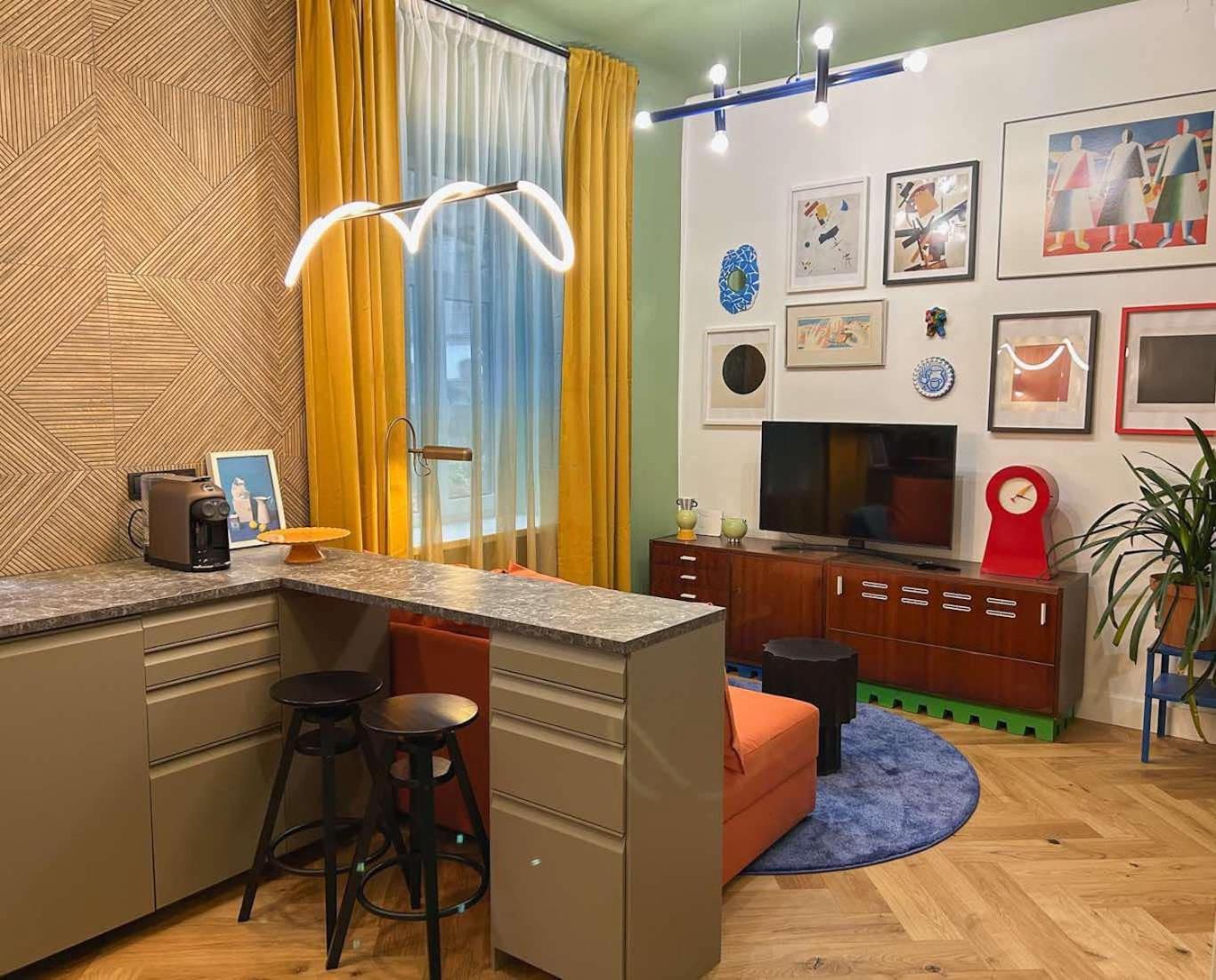 Unique studio apartment in Riga center view 4