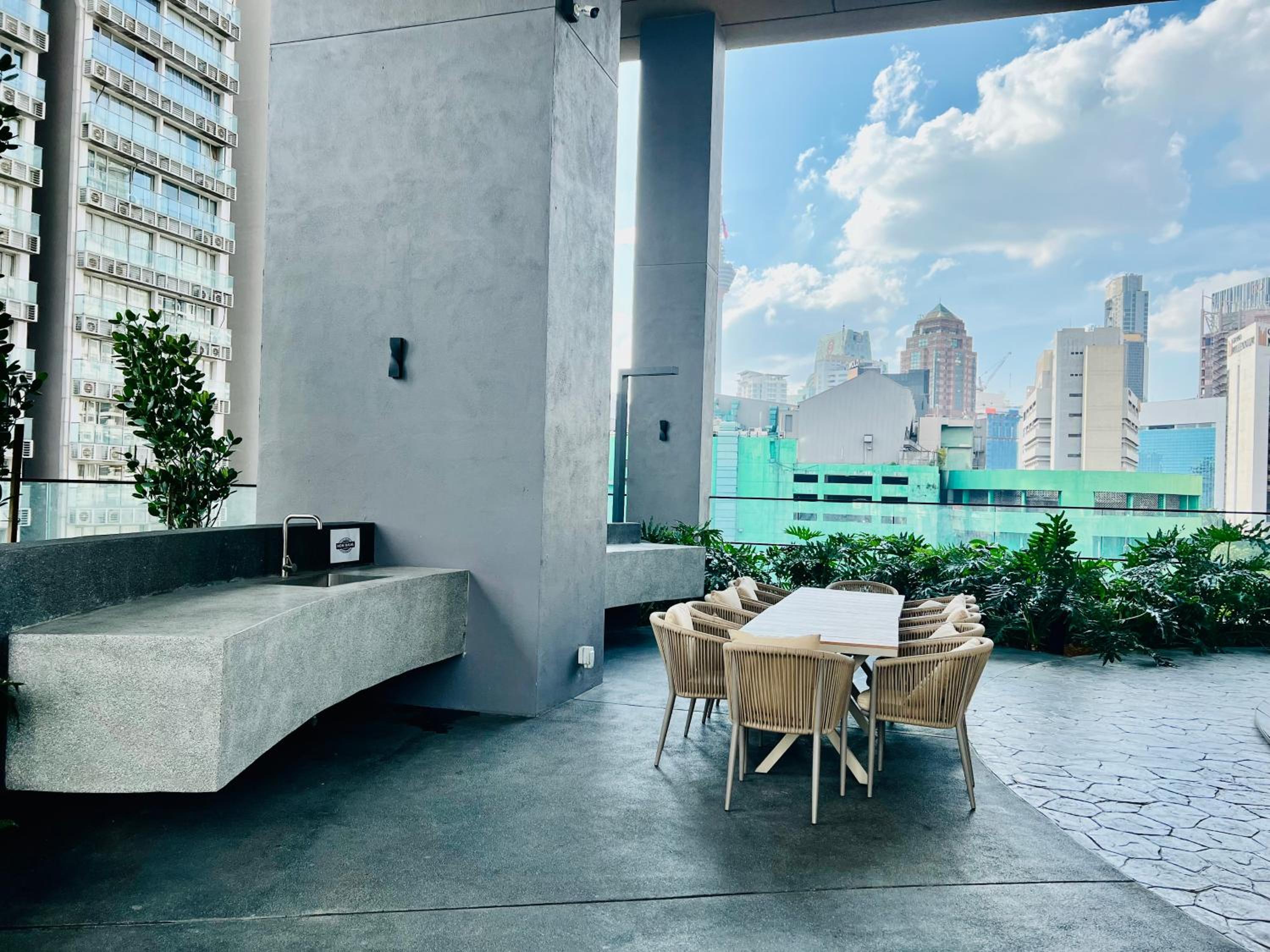 Axon Suites at Bukit Bintang By Lotus