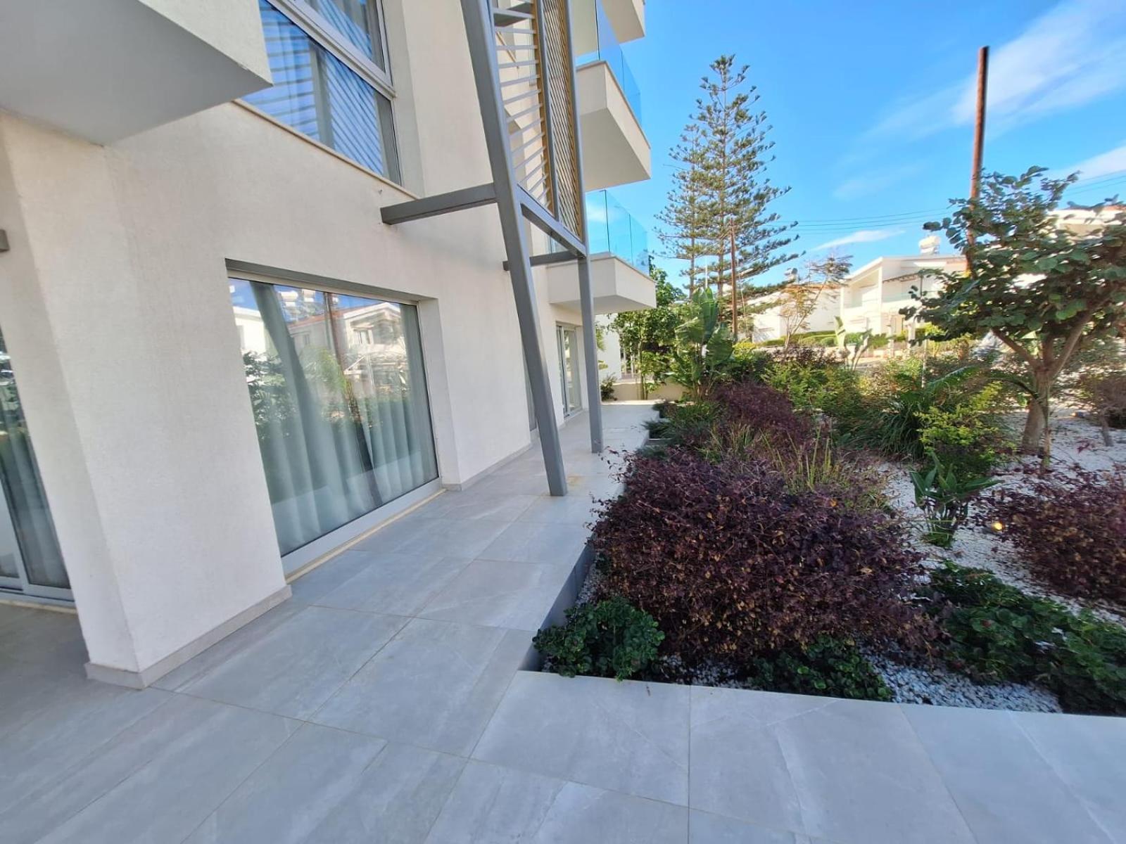 Emerald Suites