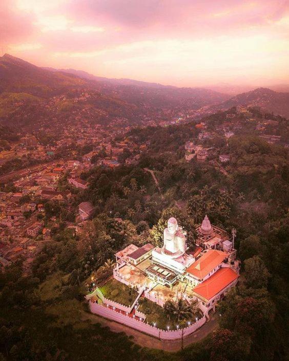 Kandy Paradise Resort & Spa