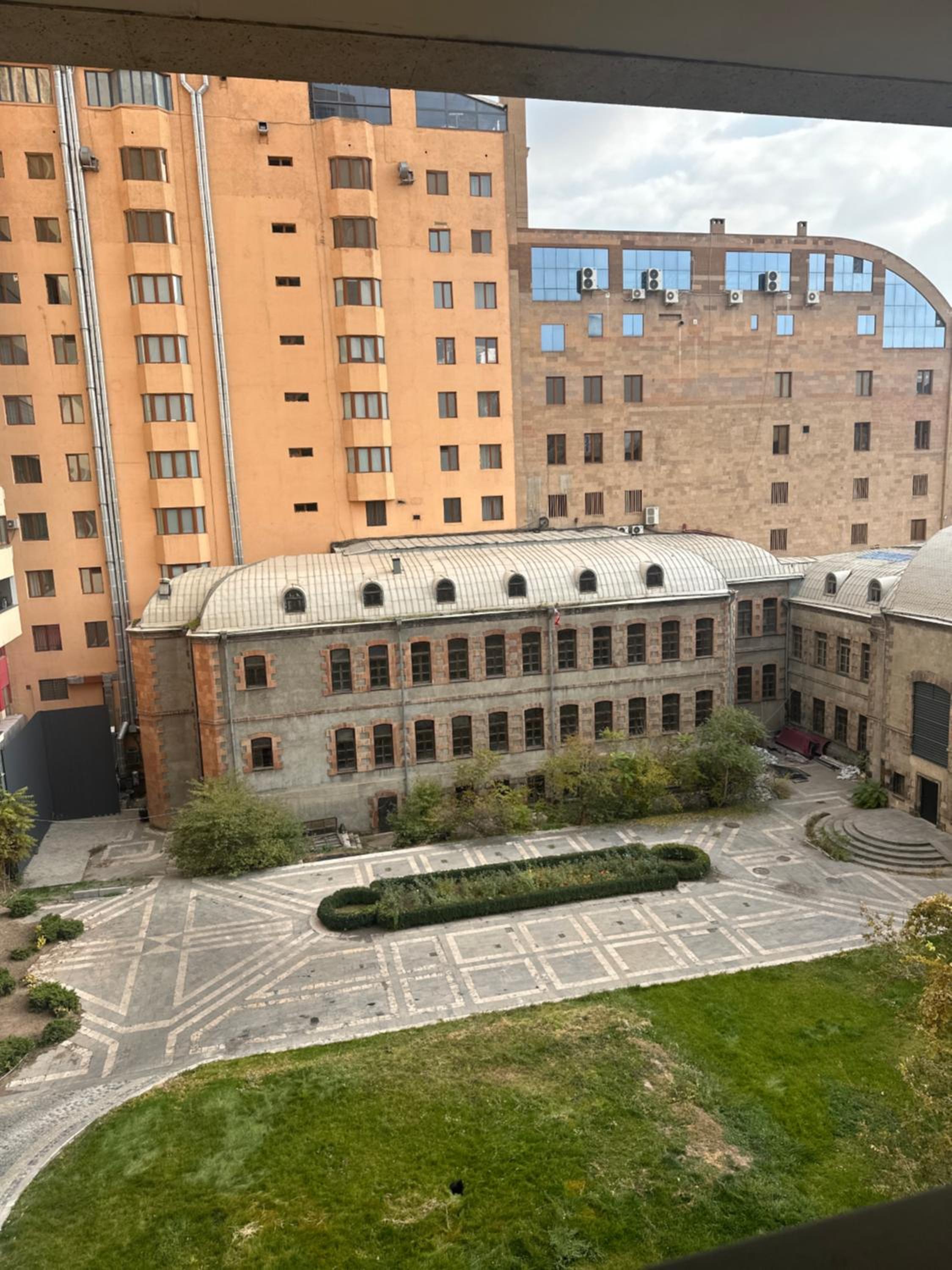 Residence Koghbatsi 16