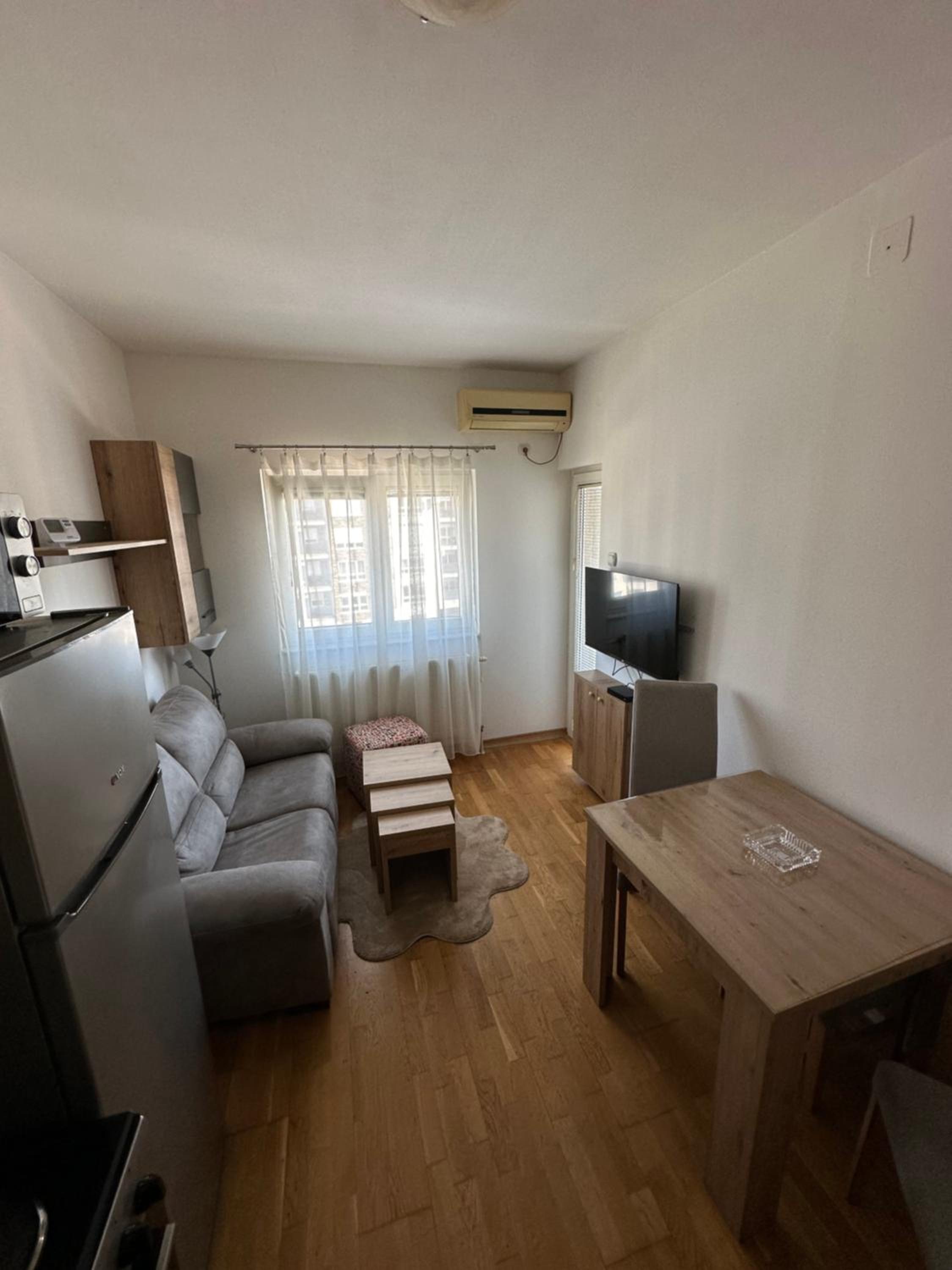 Deka Zaretov Apartman