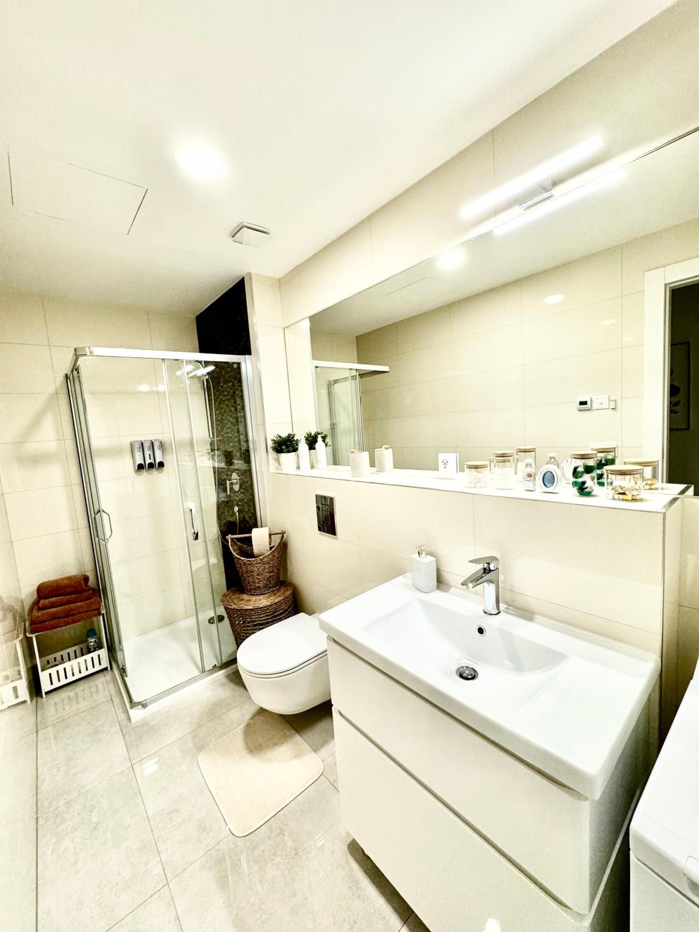 ESMOA apartments - Ovenecká, Praha 7 - plně vybaven