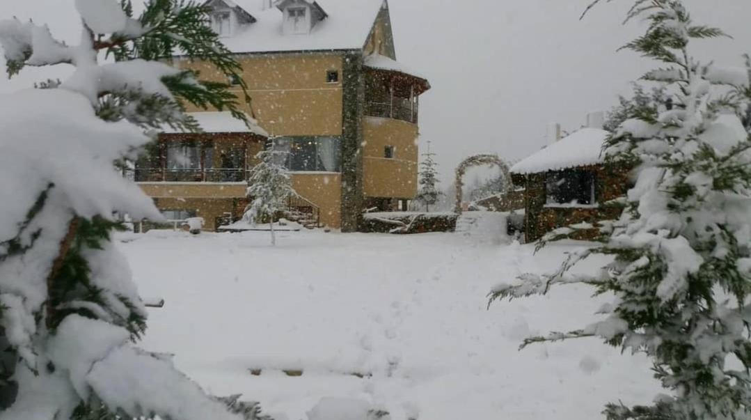 Hotel Sofra E Shpatit - Image 1