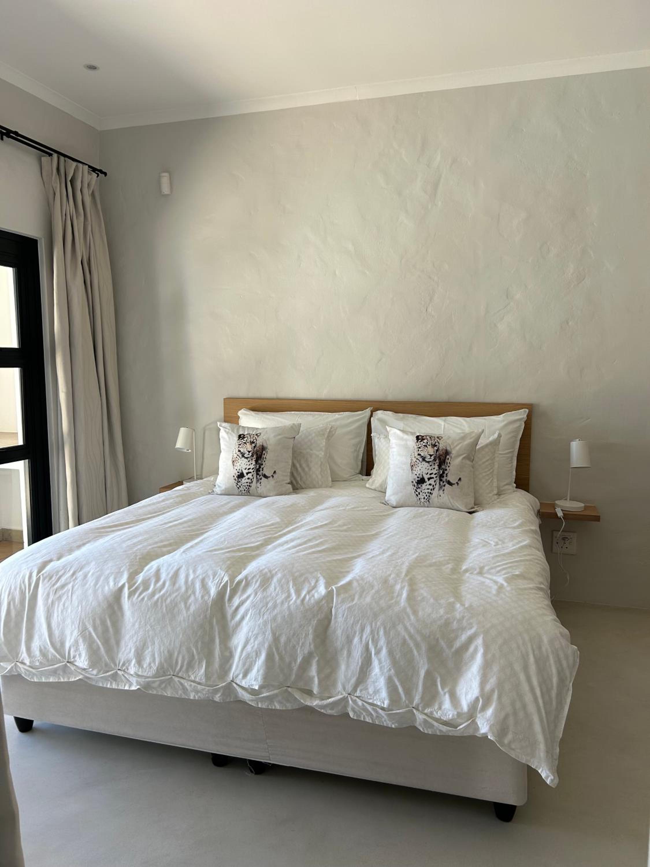 Topiary Wine Estate & Cottages
