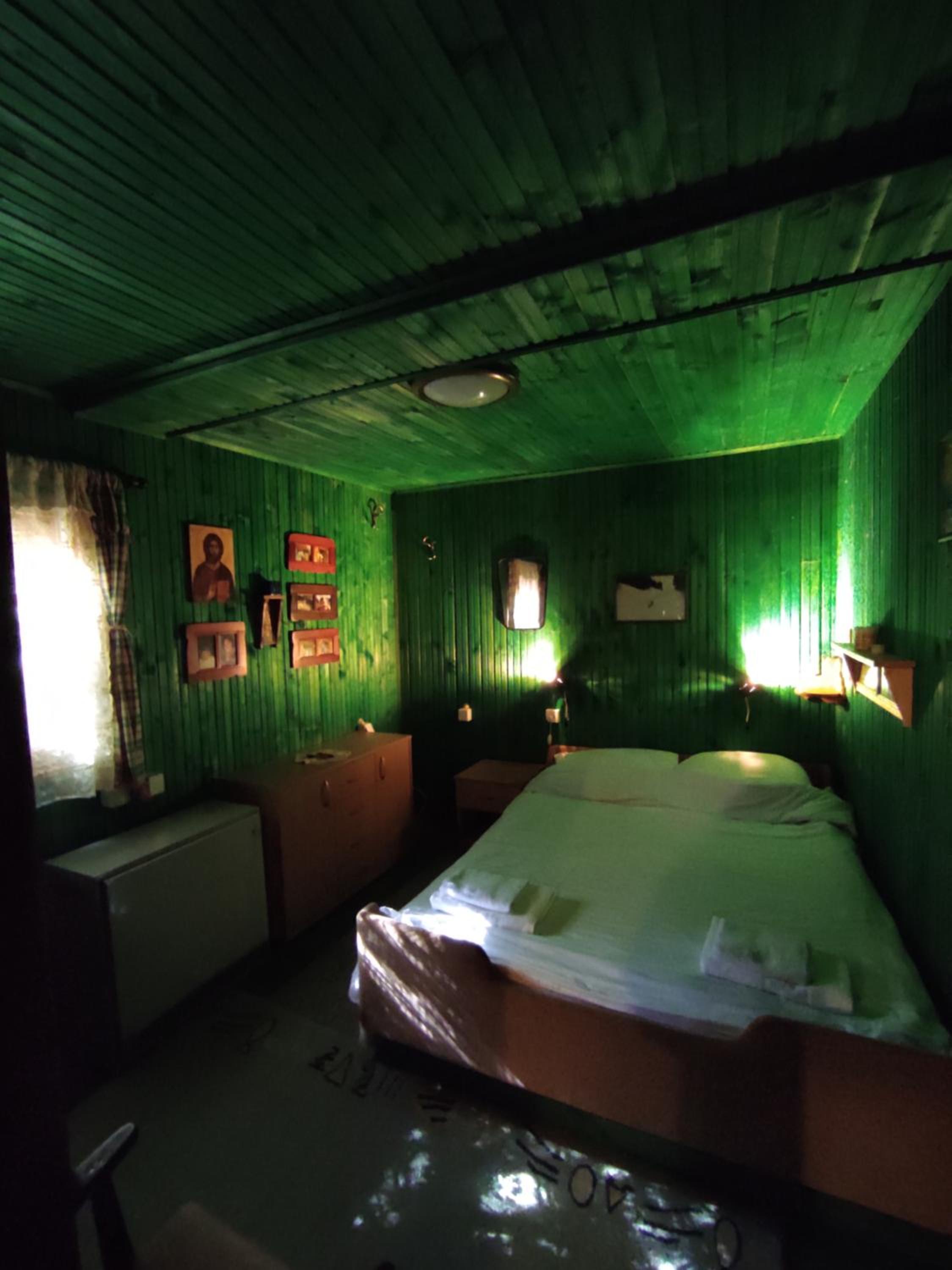 Drvenica Cabin