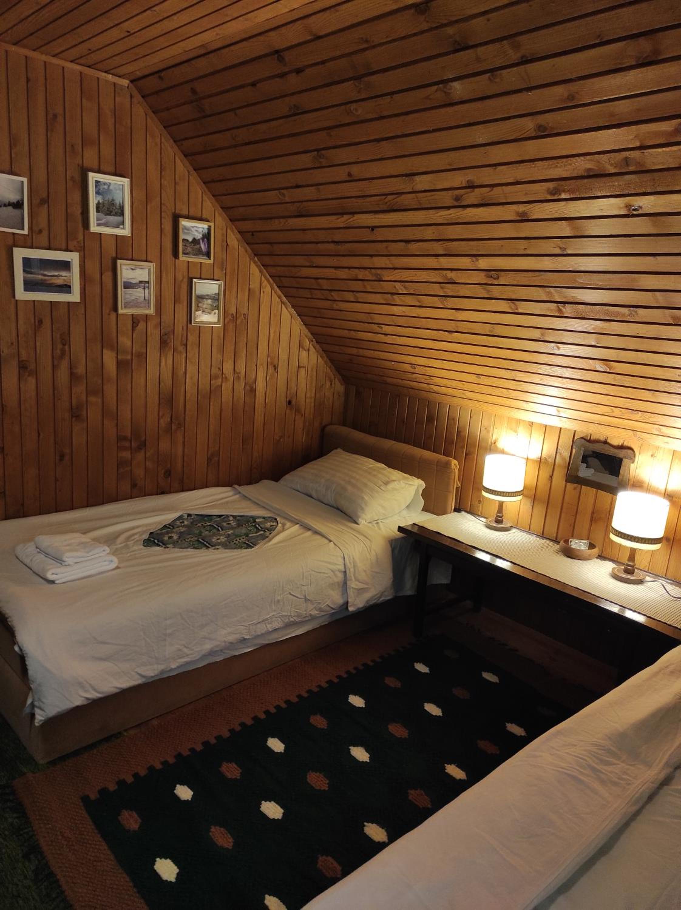 Drvenica Cabin