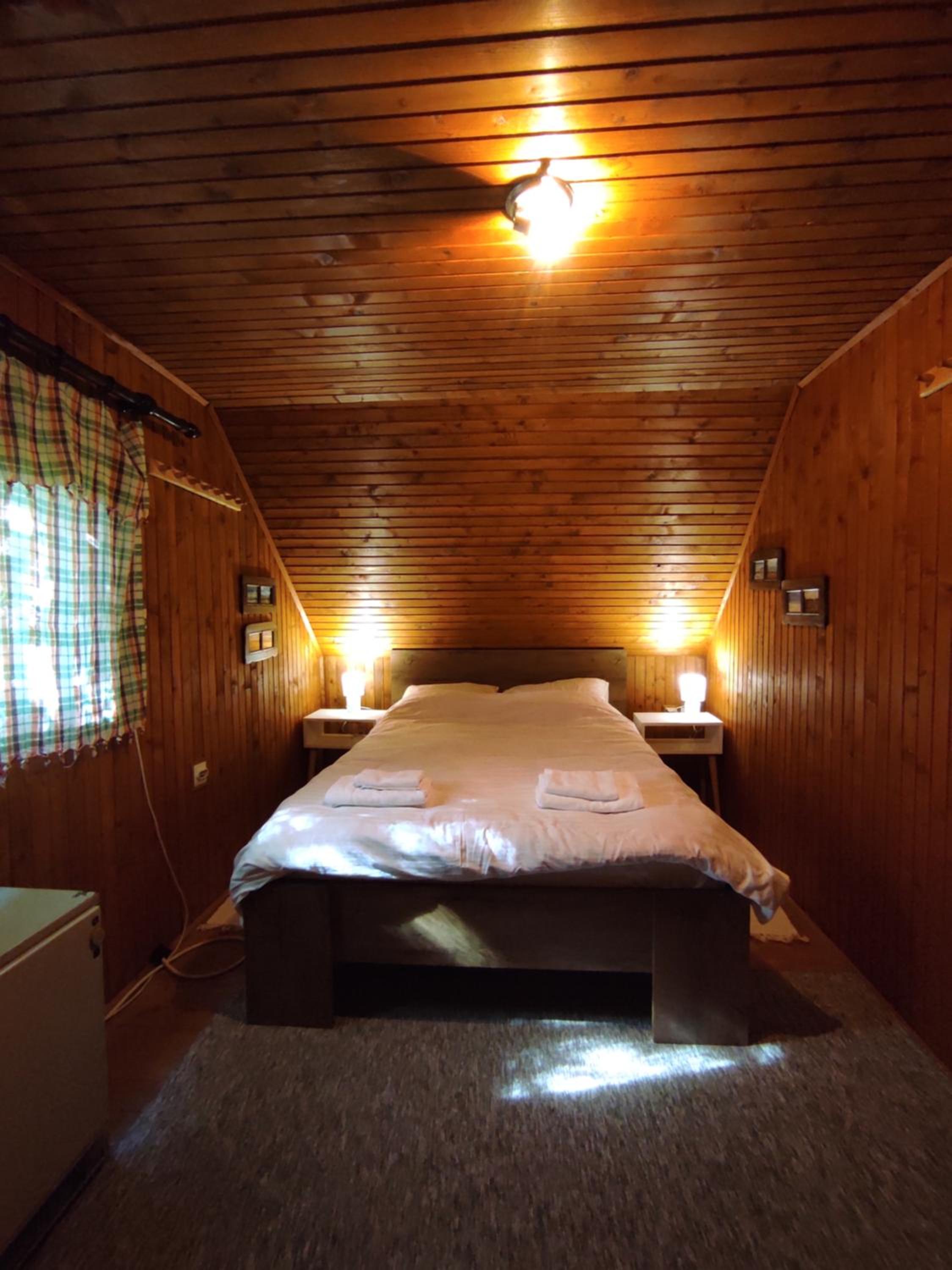 Drvenica Cabin