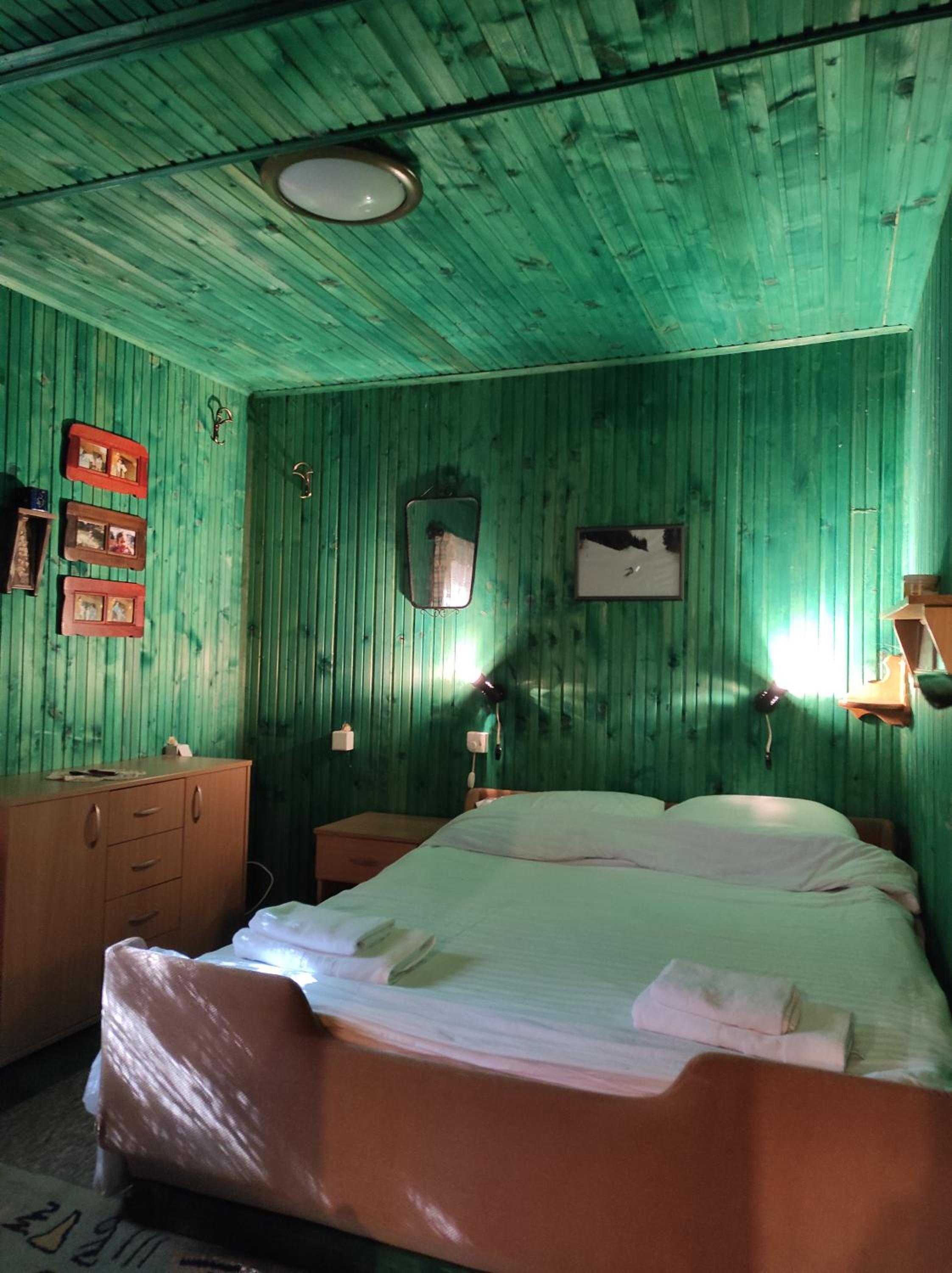 Drvenica Cabin