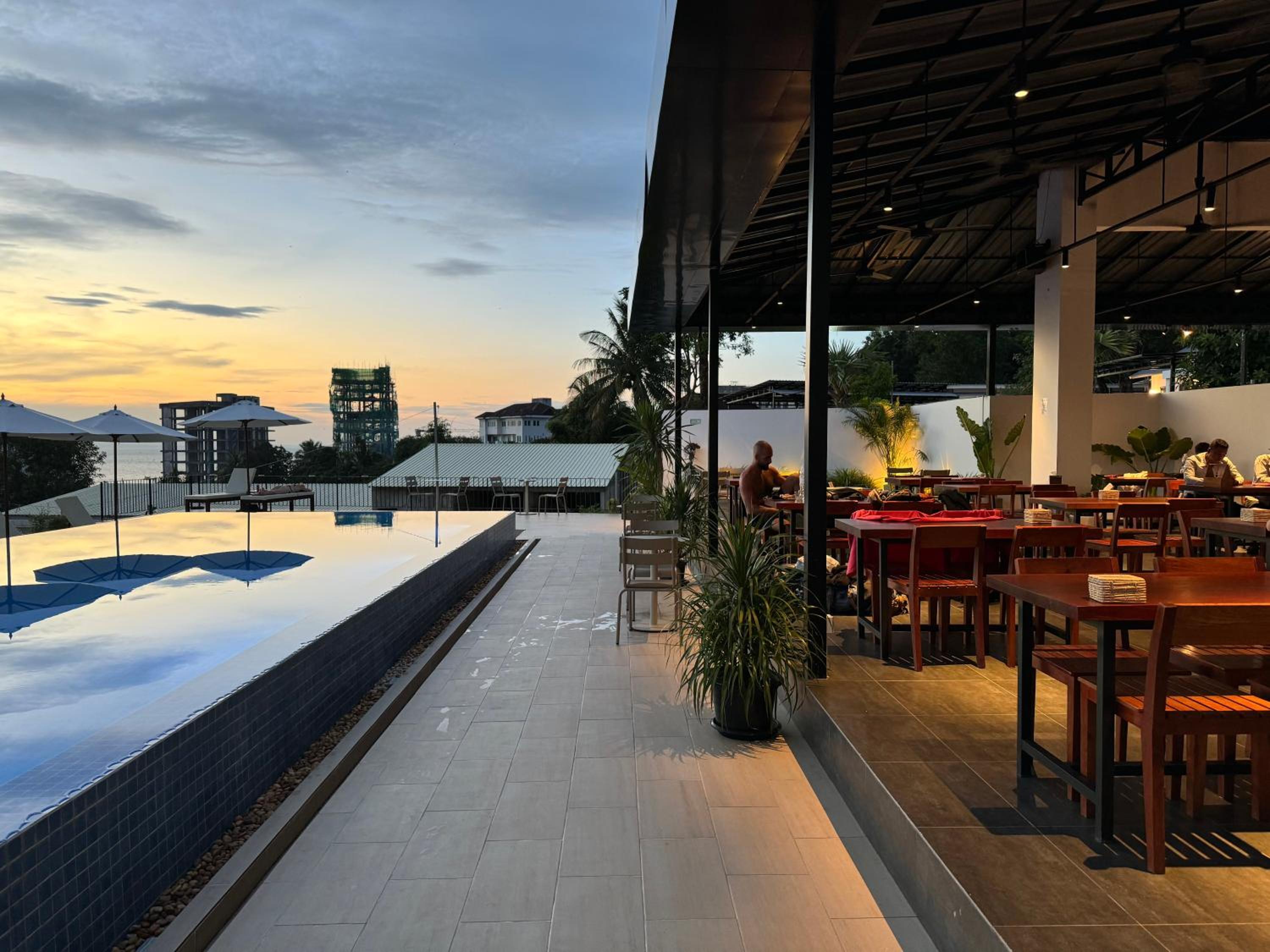Onederz Sihanoukville - 10 mins walk from the Tourism Pier view 3