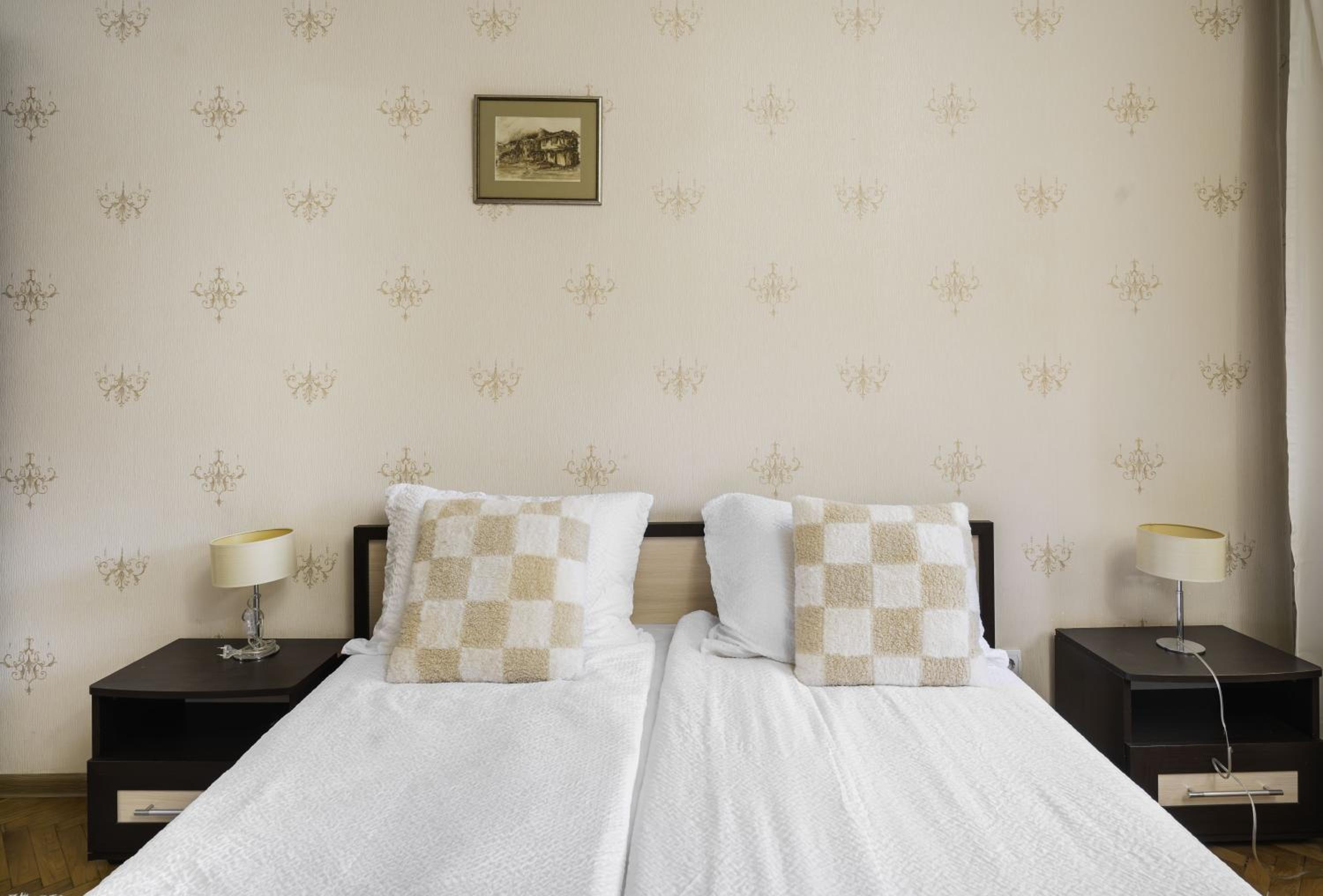 Aristocratic 2 Bedroom Flat Next to NDK