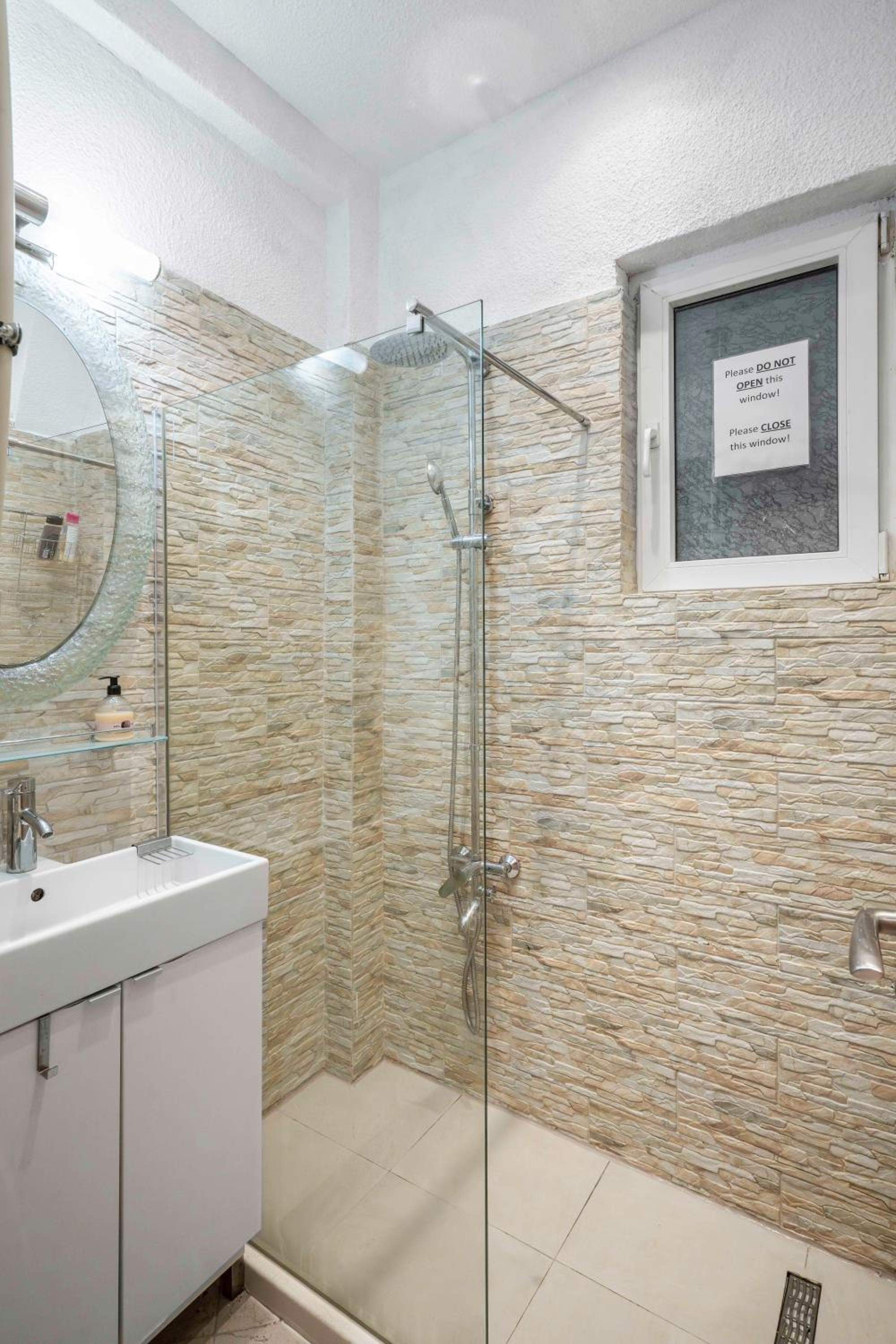 Aristocratic 2 Bedroom Flat Next to NDK