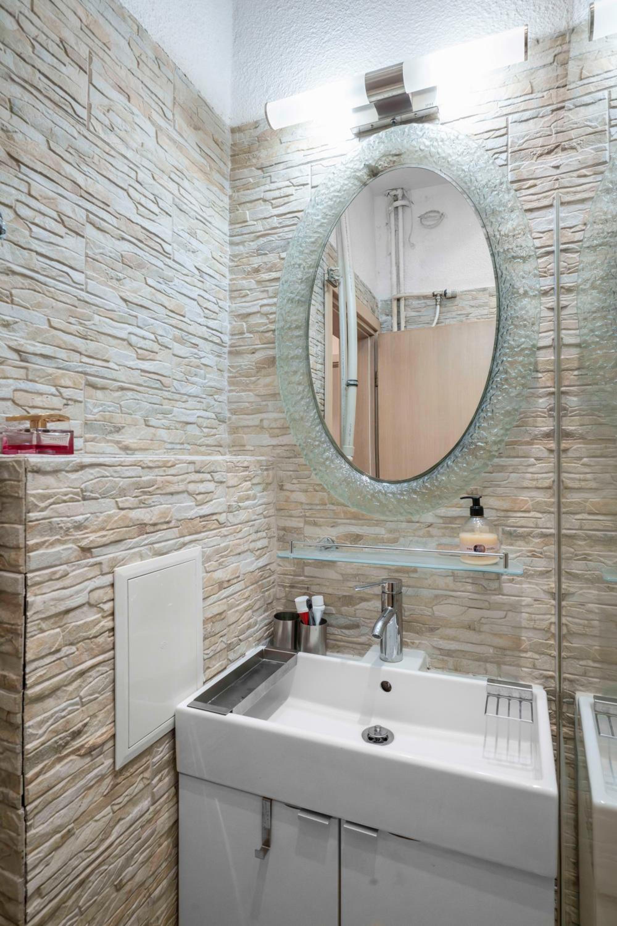 Aristocratic 2 Bedroom Flat Next to NDK