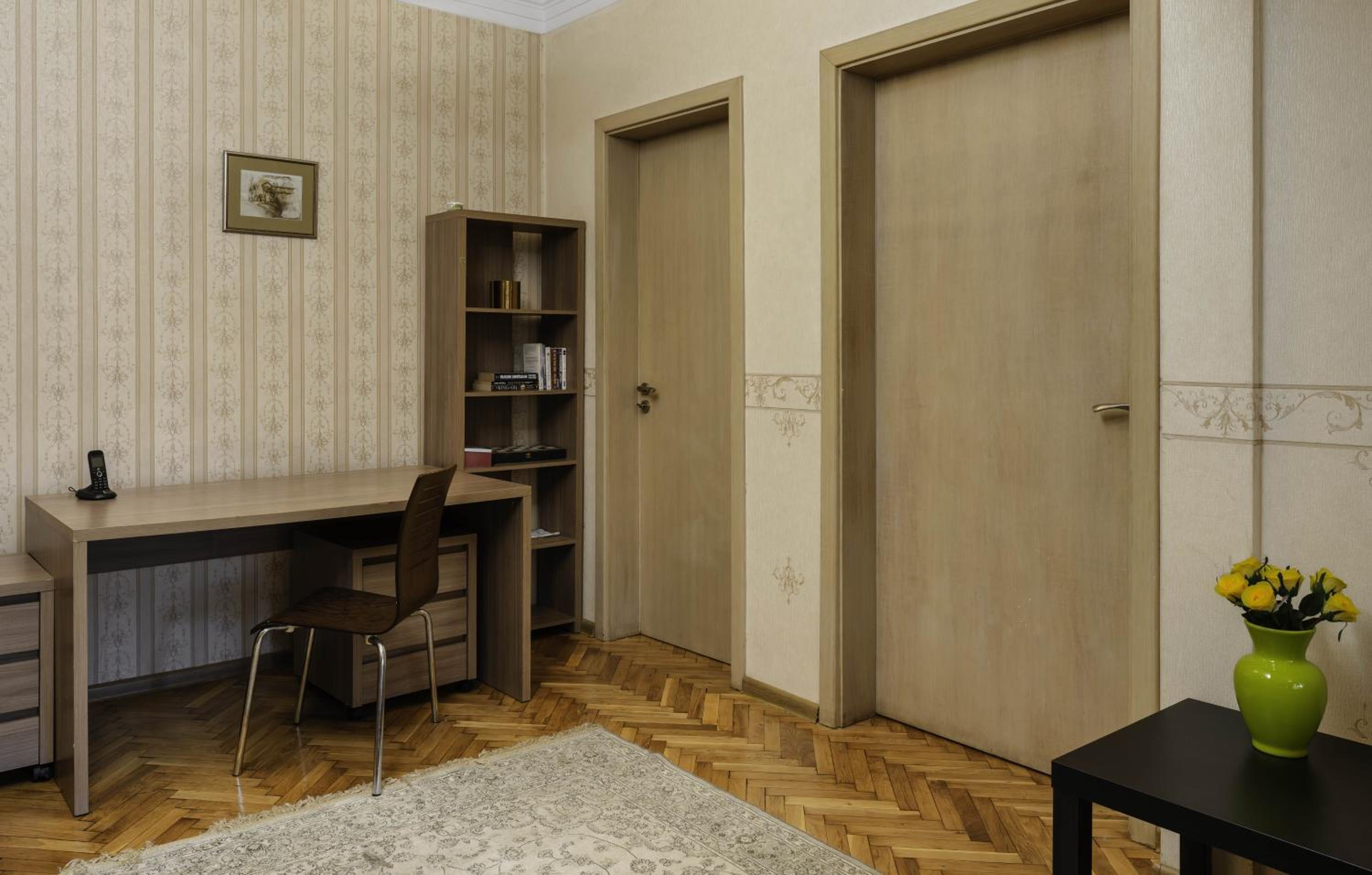 Aristocratic 2 Bedroom Flat Next to NDK
