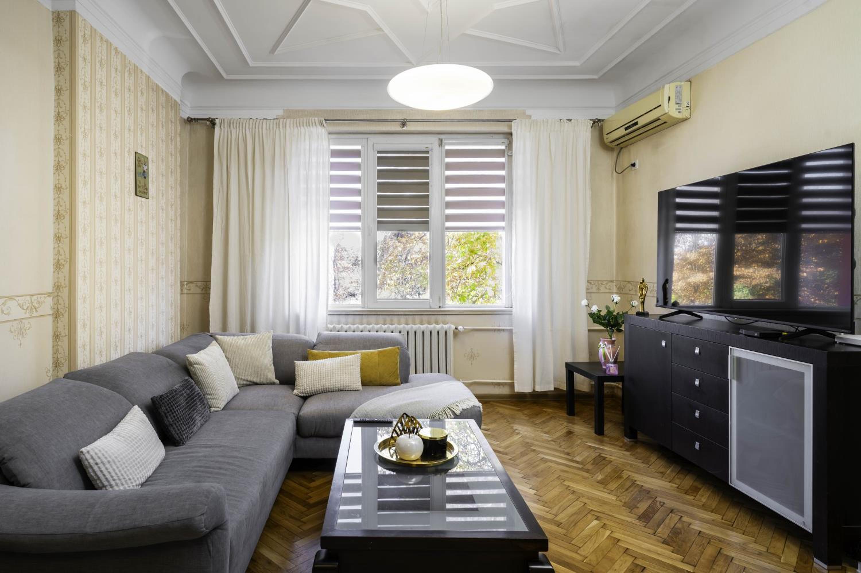 Aristocratic 2 Bedroom Flat Next to NDK