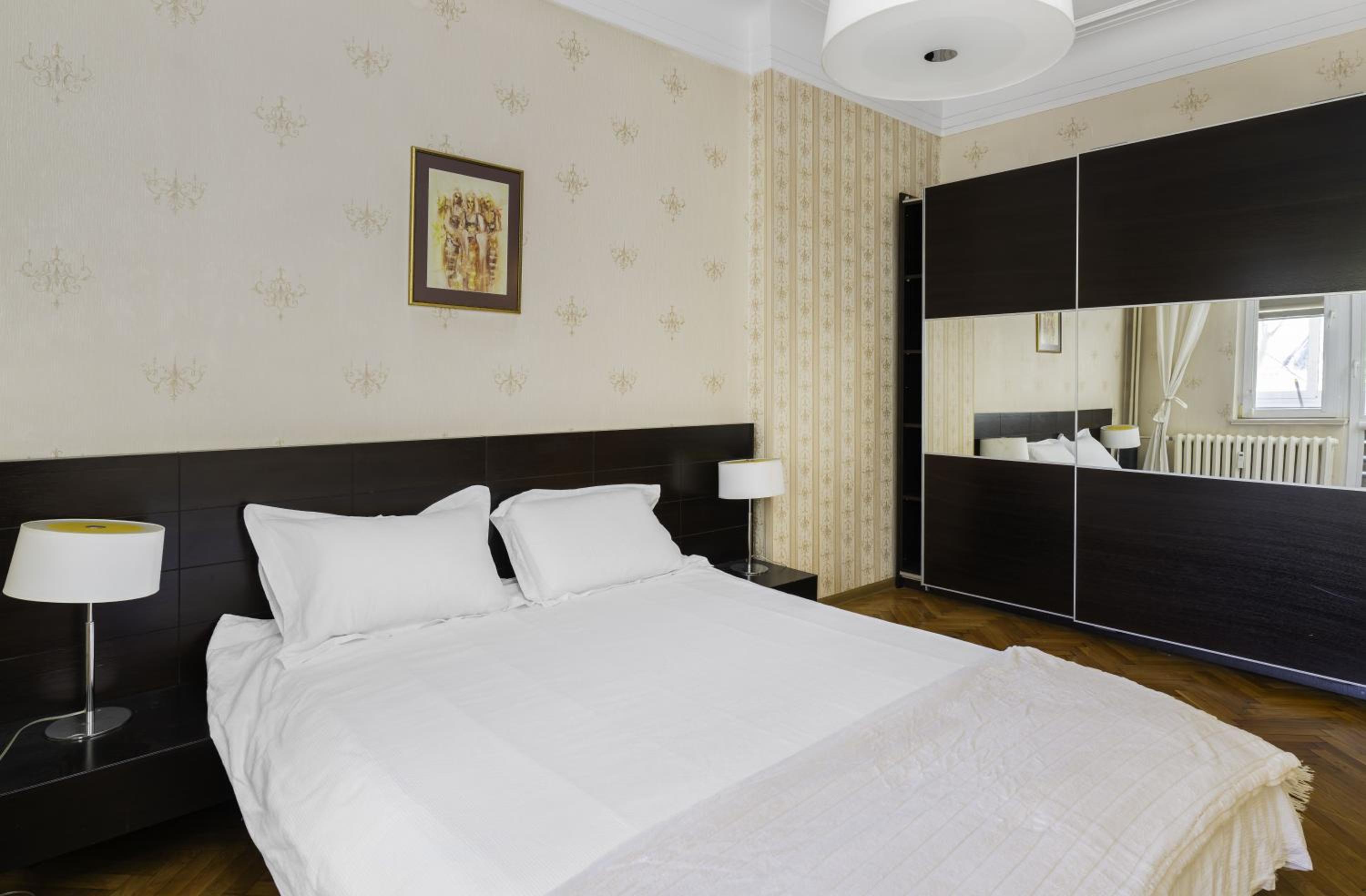 Aristocratic 2 Bedroom Flat Next to NDK