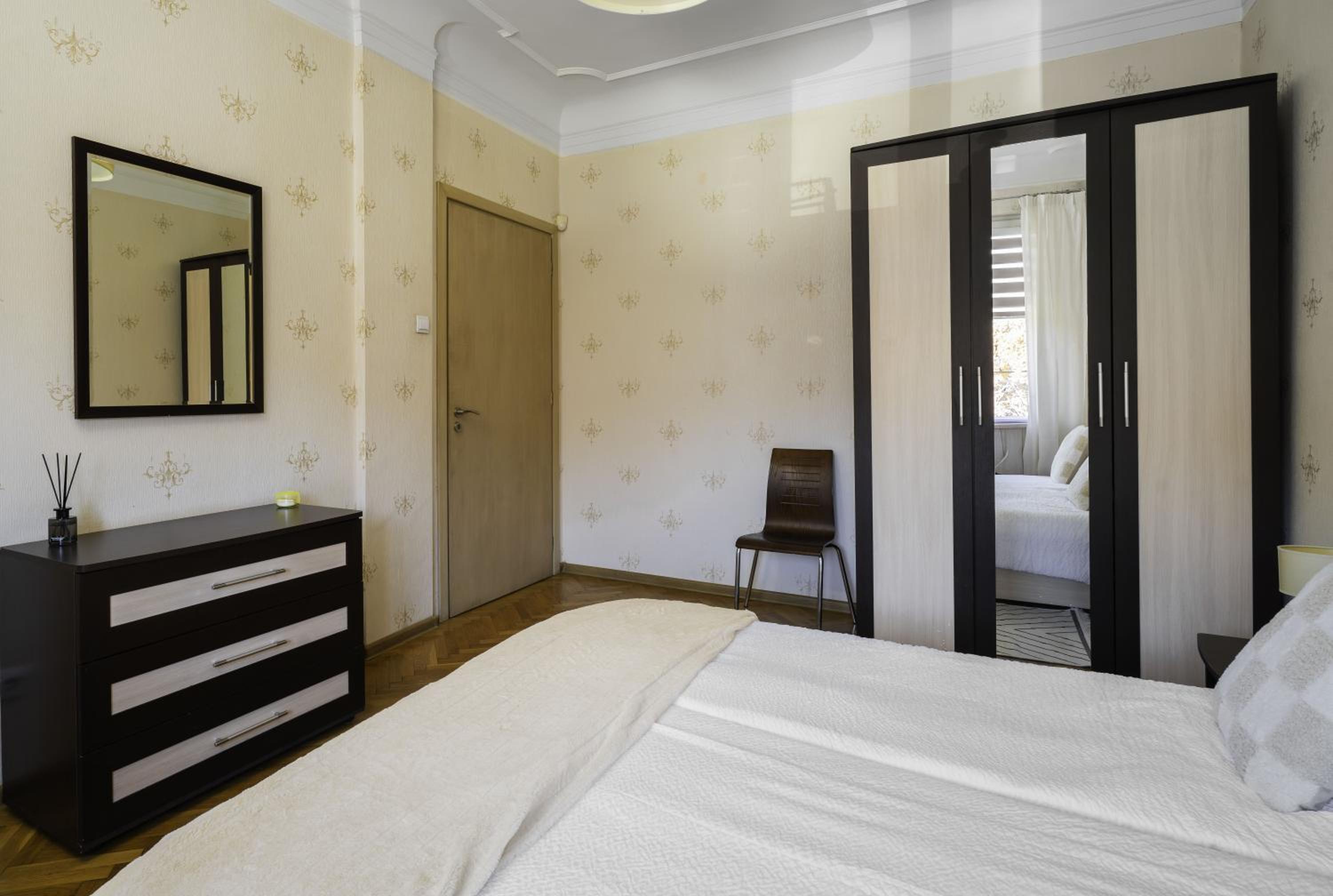 Aristocratic 2 Bedroom Flat Next to NDK