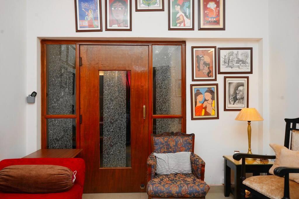 Forest Nook Charming Mountain view 2bhk