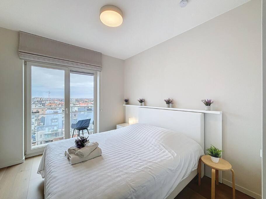 Flat Golden Gate - De Panne