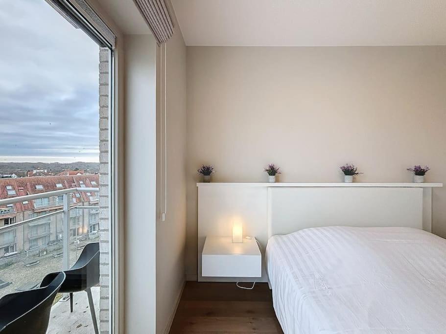 Flat Golden Gate - De Panne