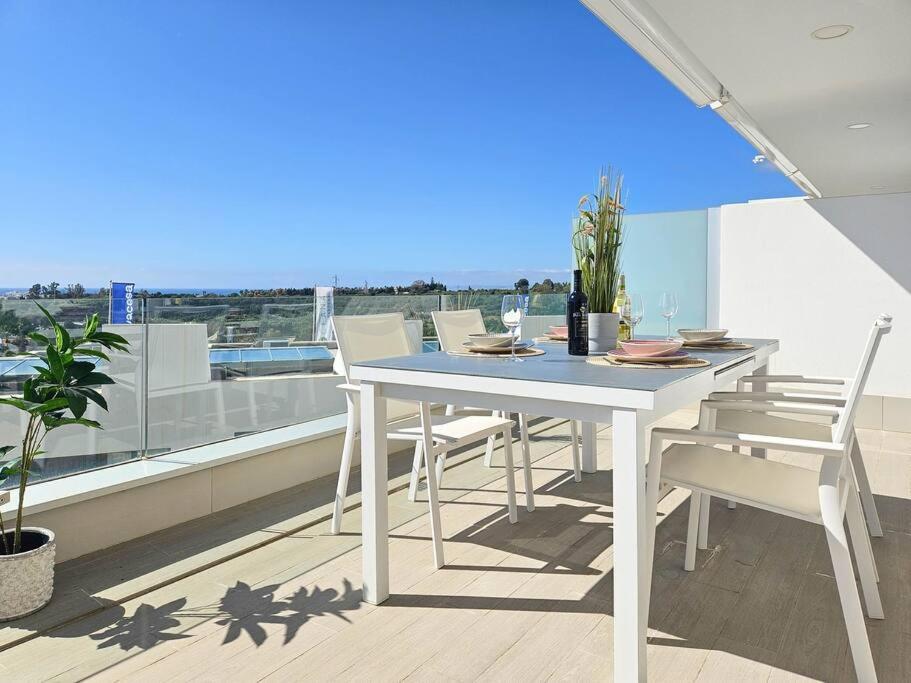 2 Bed Apartment in Le Mirage III, Cancelada photo 3