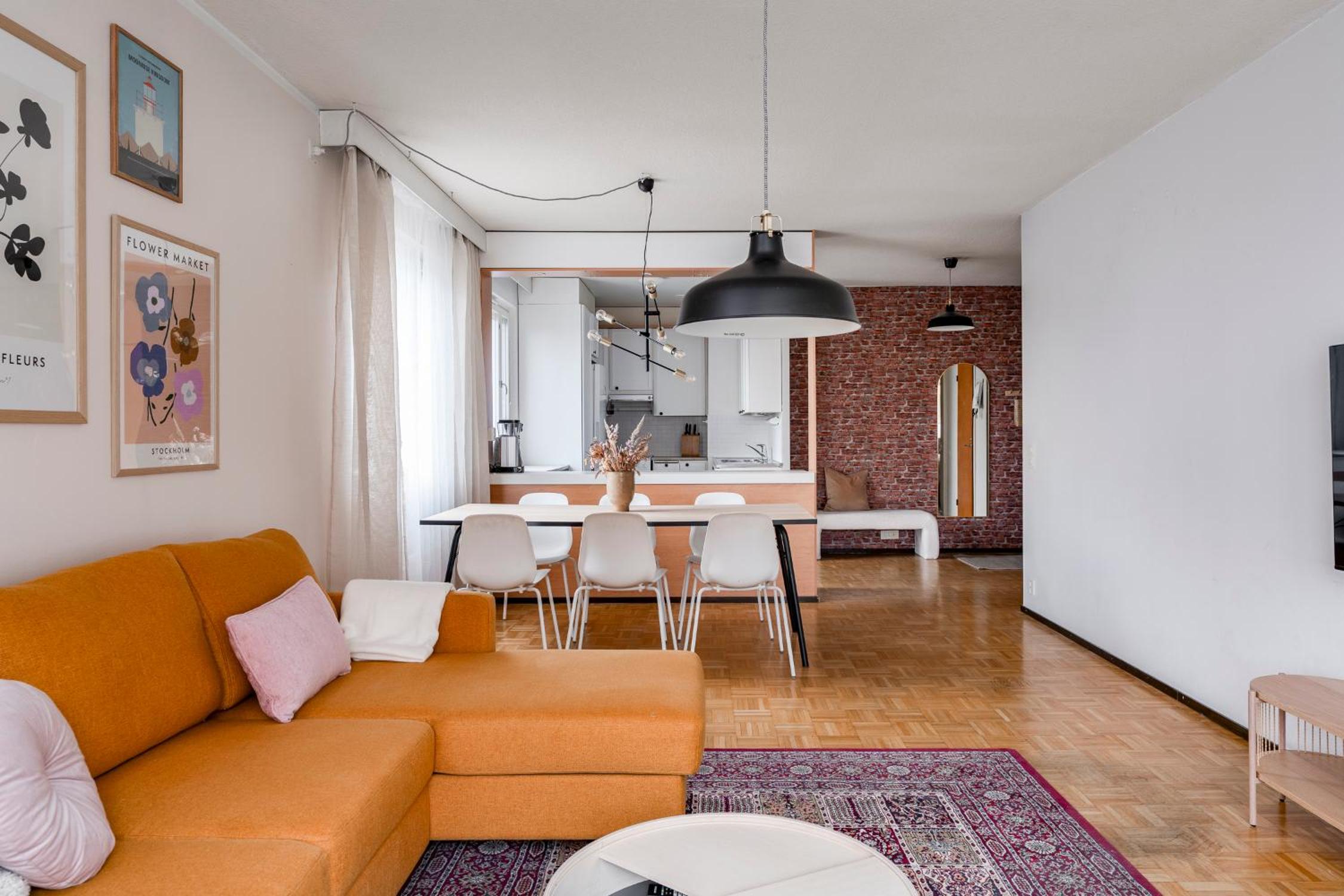 Cozy apartment near centrum, free parking