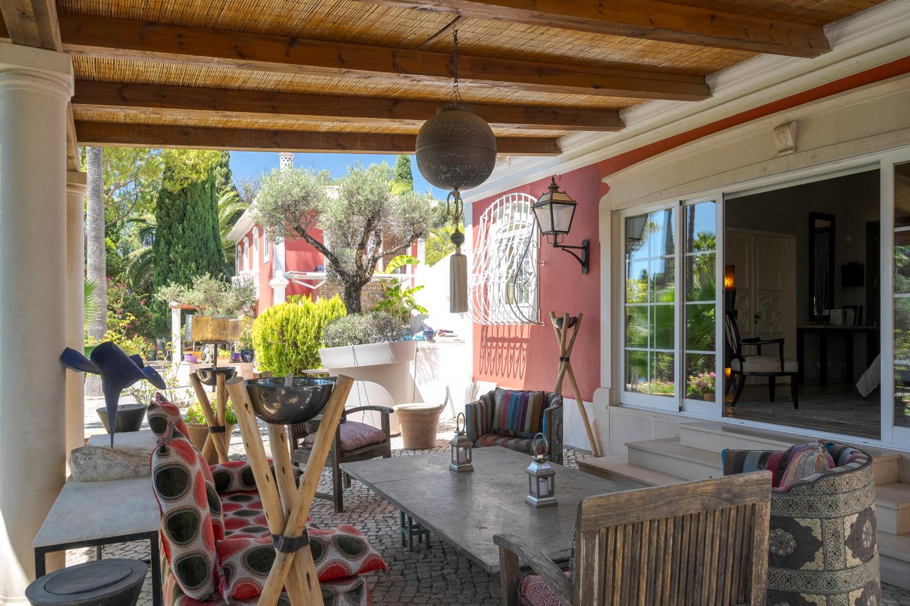 Villa Oasis by CadenzaLux view 4