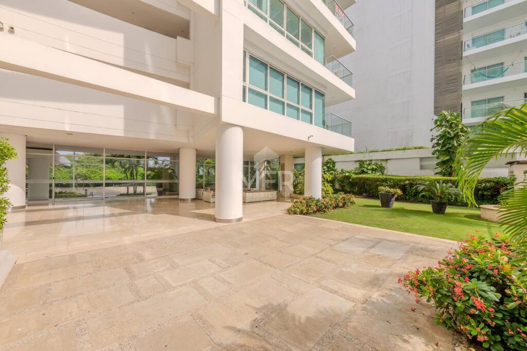 Edificio Morros 3, Beachfront & 2 Bedrooms by Inmobiliaria MFR