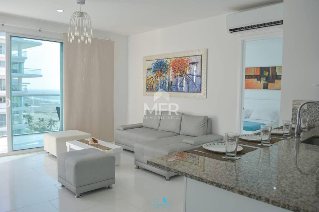 Edificio Morros 3, Beachfront & 2 Bedrooms by Inmobiliaria MFR