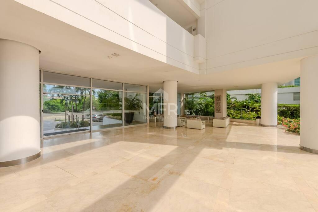Edificio Morros 3, Beachfront & 2 Bedrooms by Inmobiliaria MFR