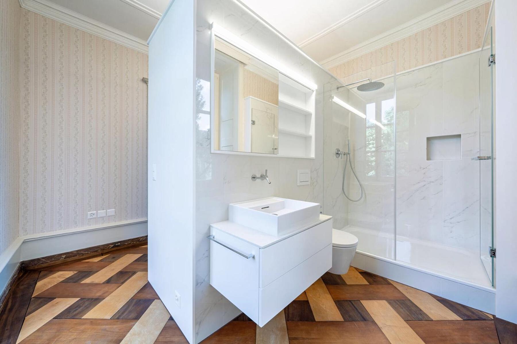 A&Y Exclusive 5 Star Historic Luxury Villa Lucerne