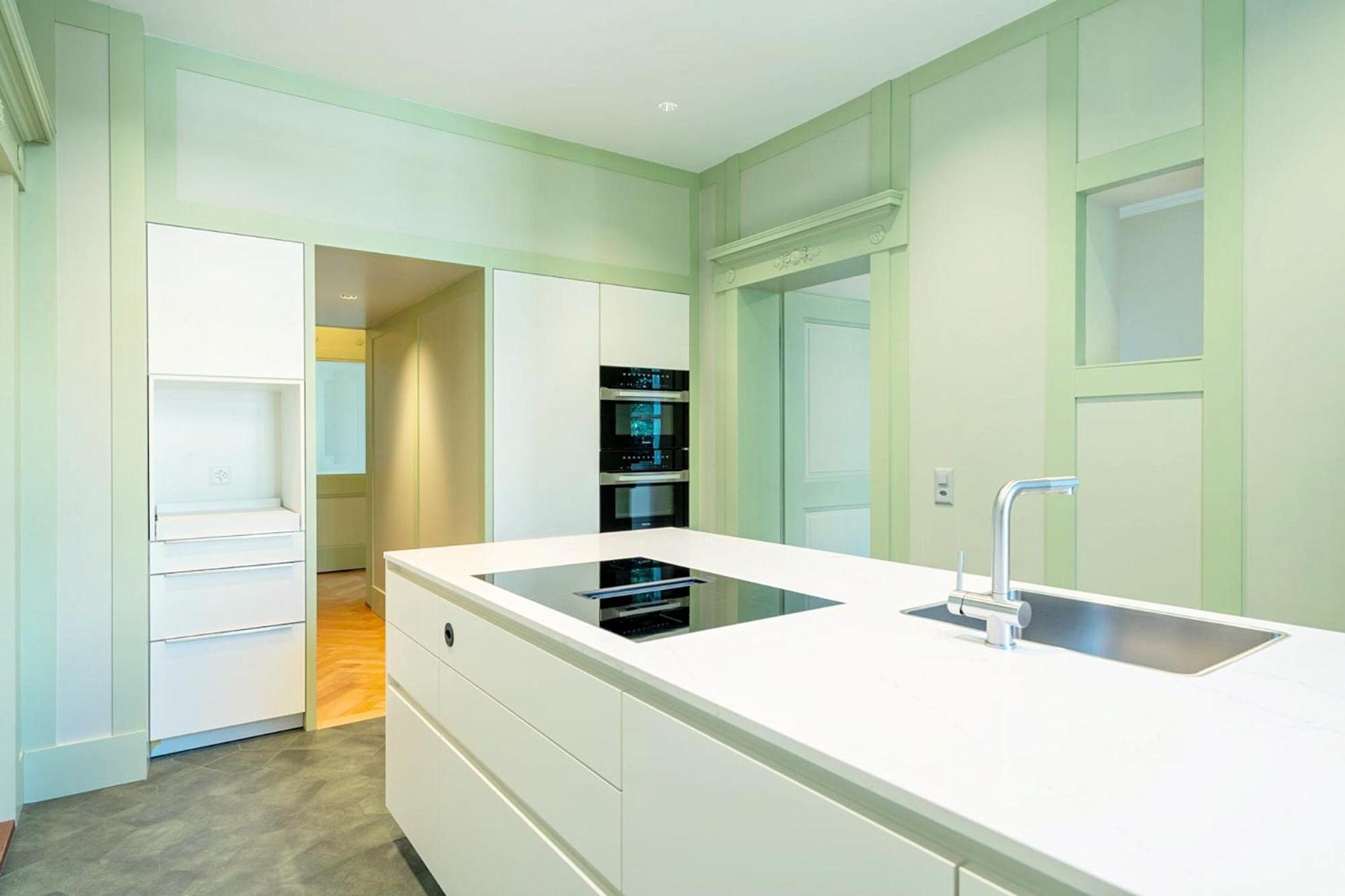 A&Y Exclusive 5 Star Historic Luxury Villa Lucerne