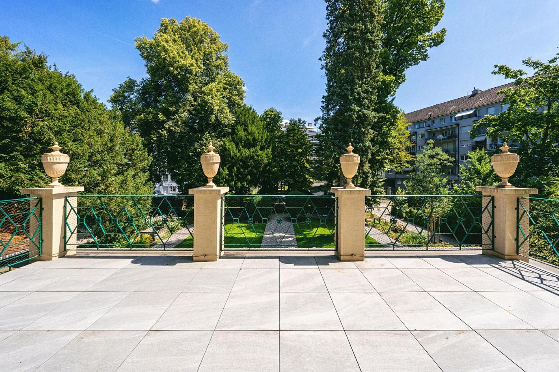 A&Y Exclusive 5 Star Historic Luxury Villa Lucerne