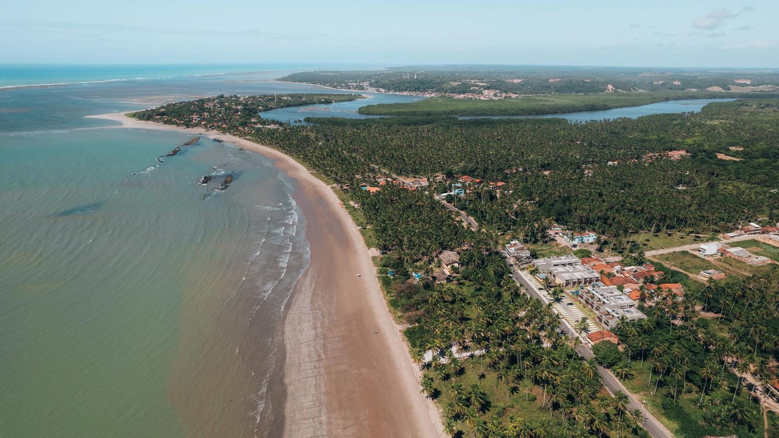 Villa Naluri Frente Mar em Japaratinga por Quarto à Vista