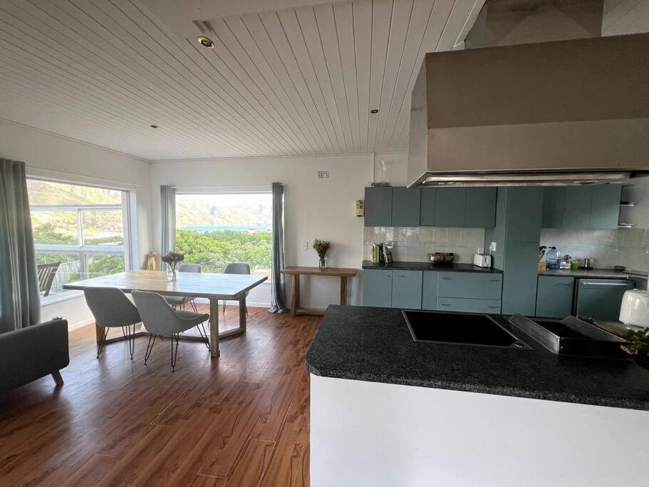 Sea & Mountain Horizon House - Fantastic views